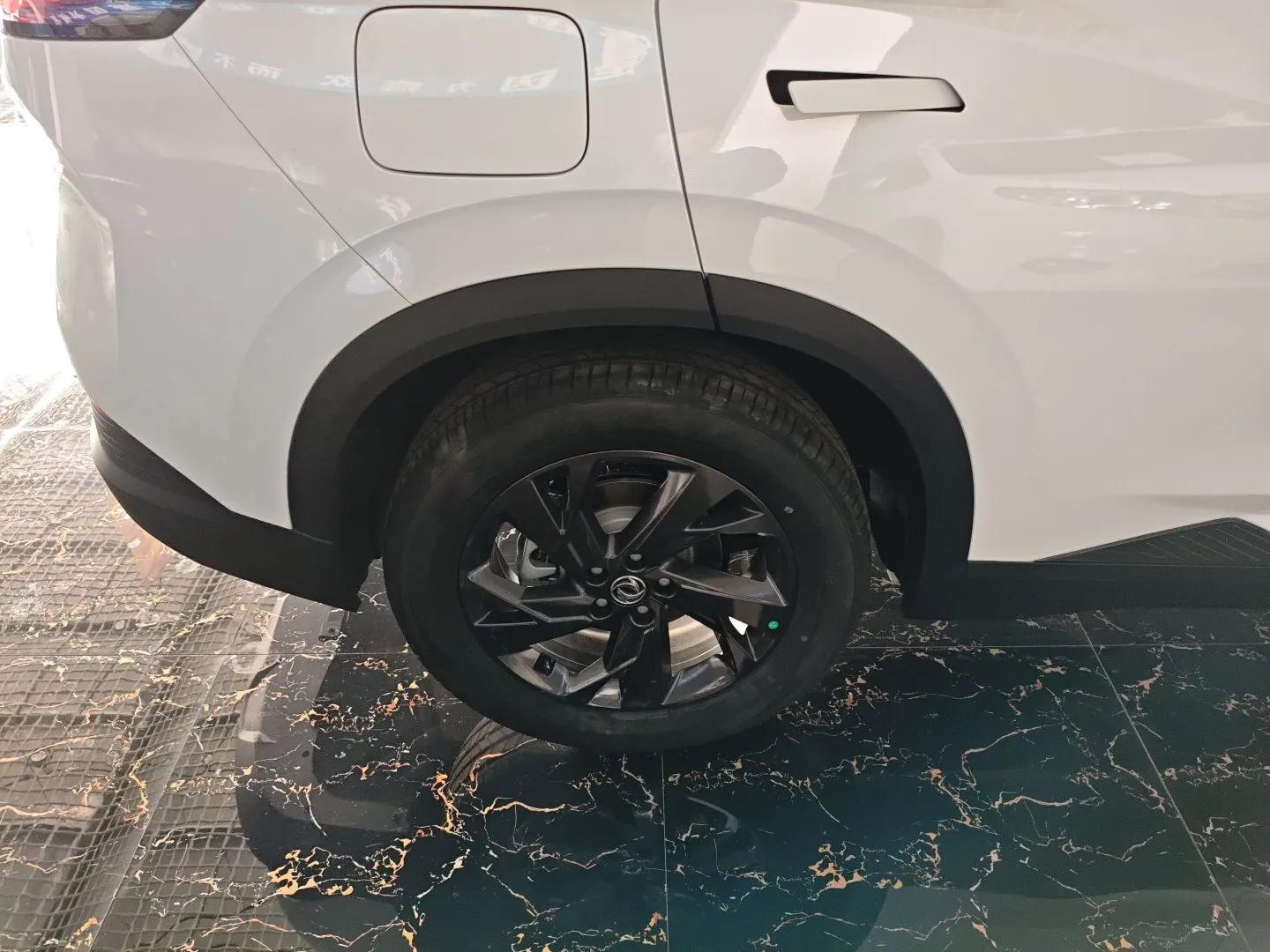 Dongfeng Aeolus SKY EV01 2025 530 km AIR Elite Edition — миниатюра 10