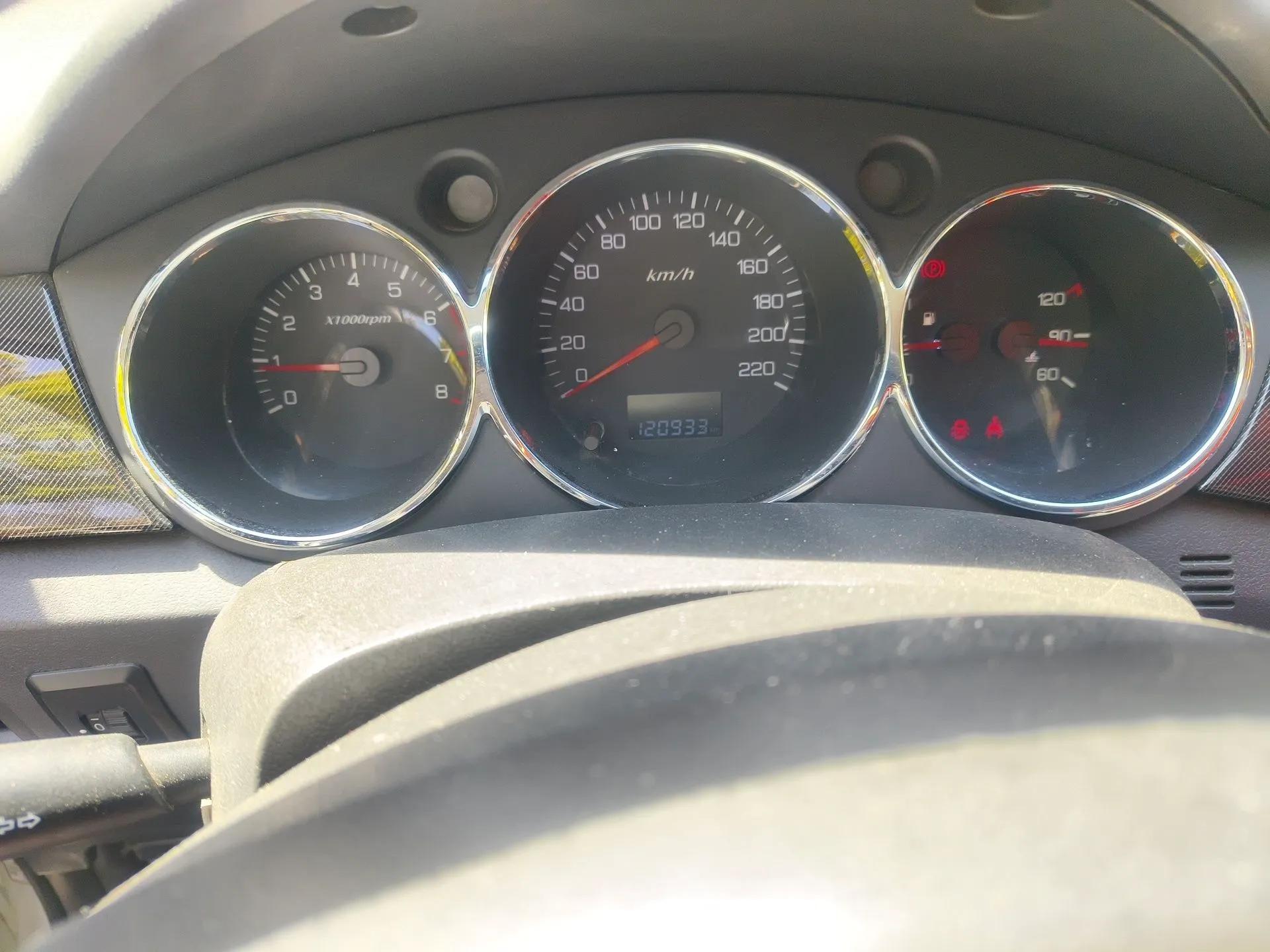Dongfeng Aeolus H30 2013 CROSS 1.6L Manual Zunyi Model — миниатюра 13