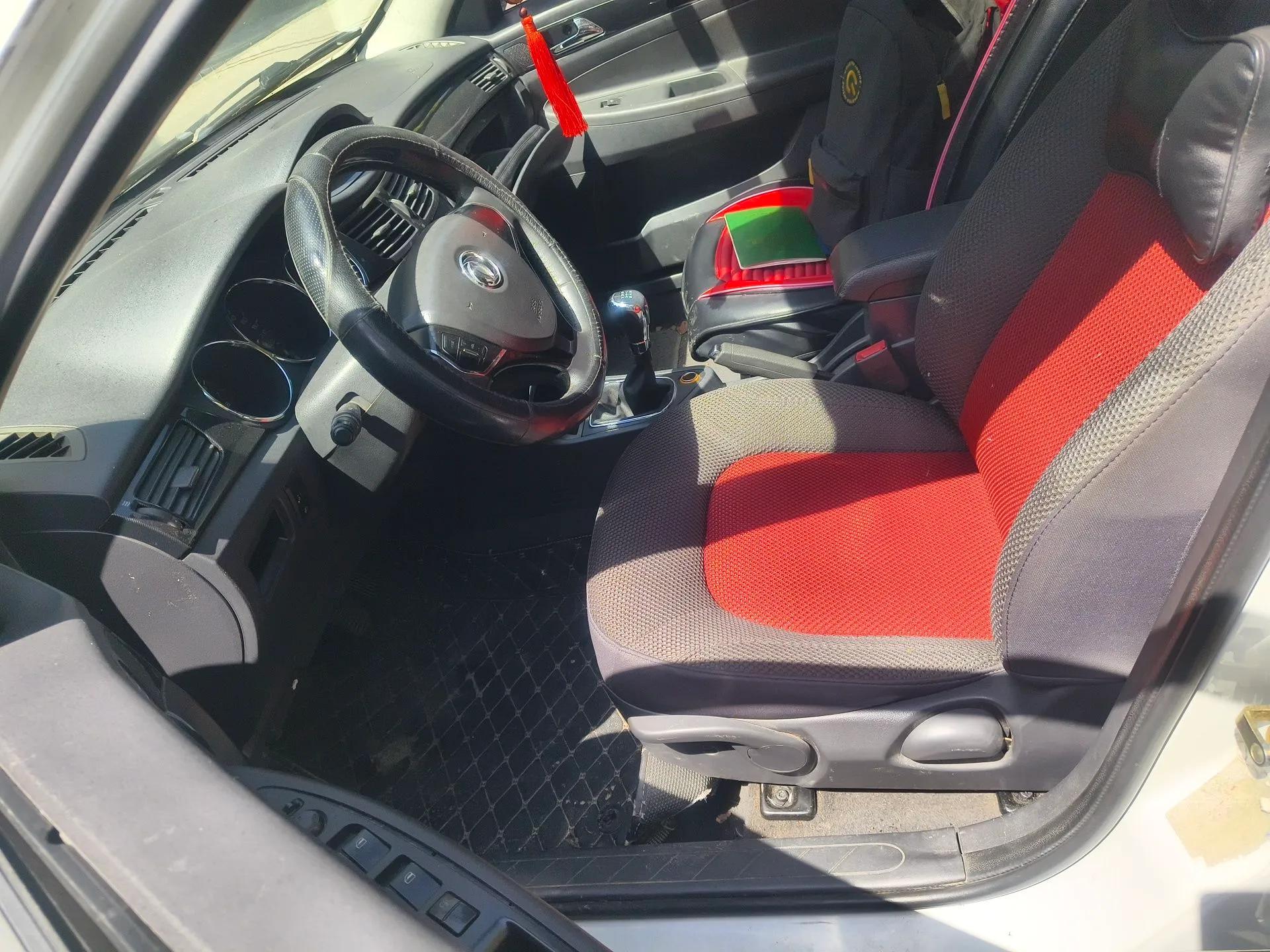 Dongfeng Aeolus H30 2013 CROSS 1.6L Manual Zunyi Model — миниатюра 16