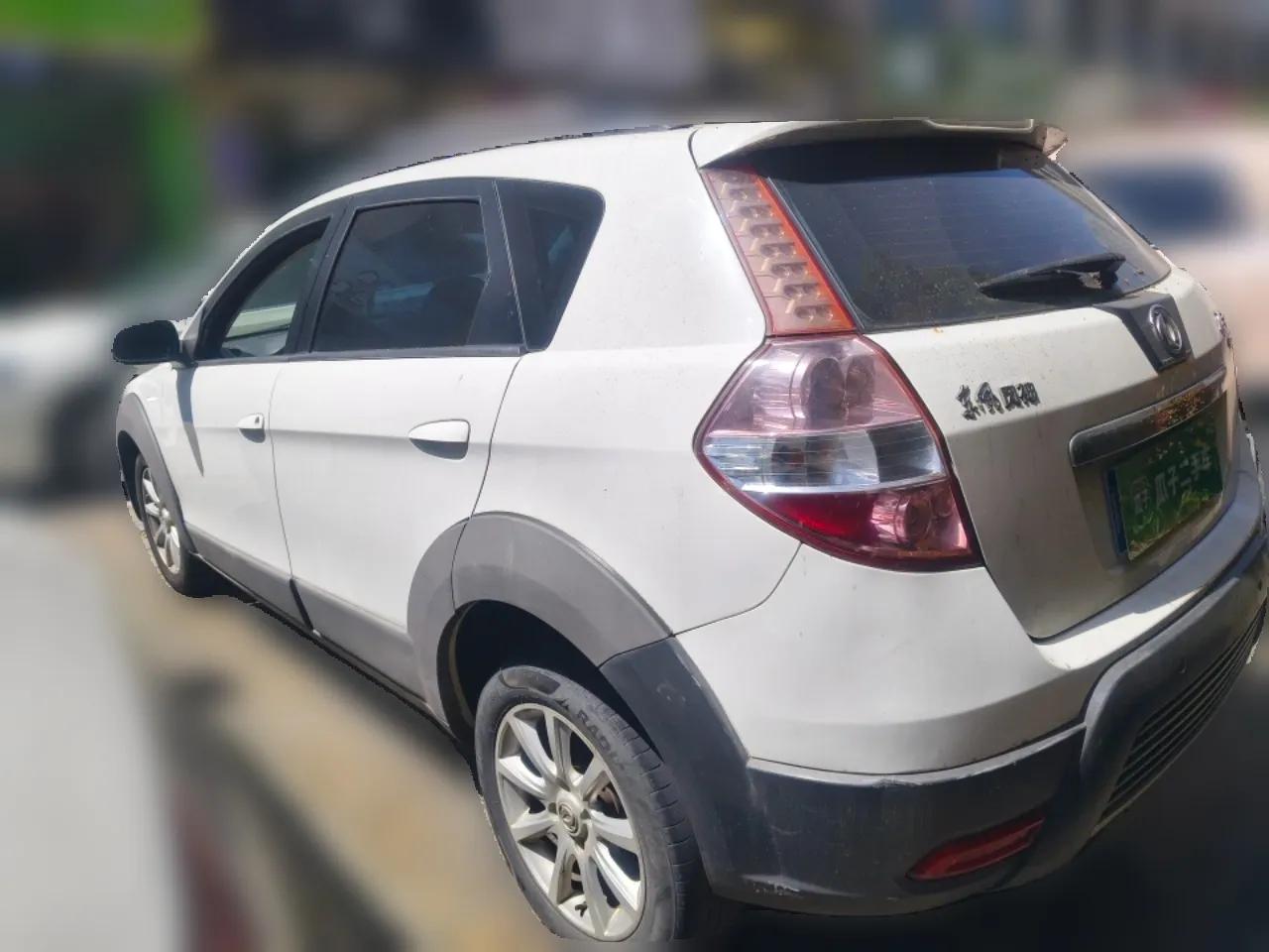 Dongfeng Aeolus H30 2013 CROSS 1.6L Manual Zunyi Model — миниатюра 4
