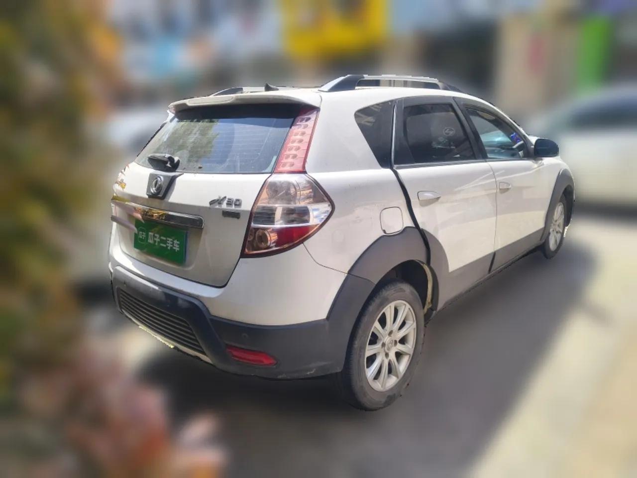 Dongfeng Aeolus H30 2013 CROSS 1.6L Manual Zunyi Model — миниатюра 6