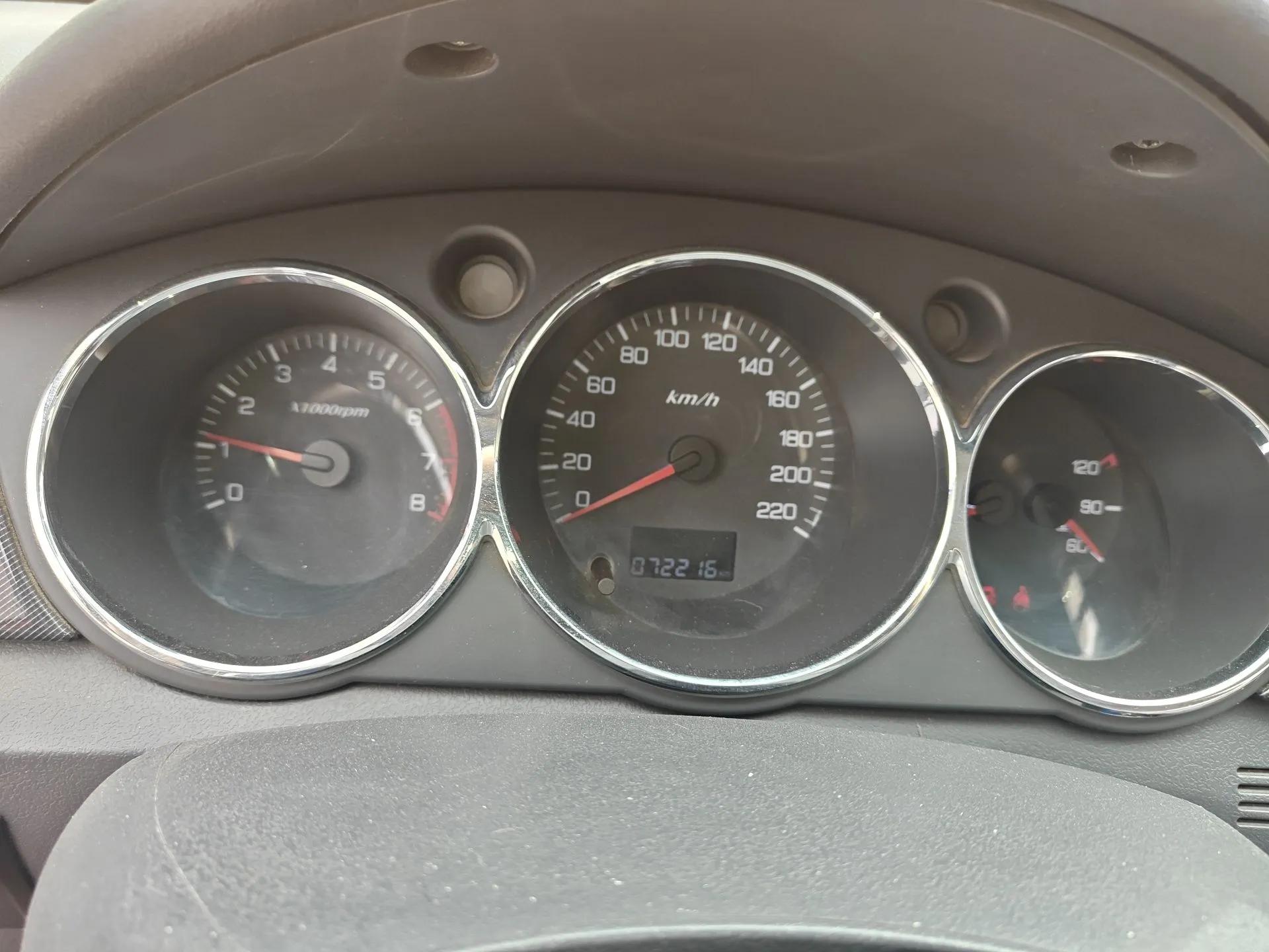 Dongfeng Aeolus H30 2014 CROSS 1.6L Manual Zunyi Model — миниатюра 12