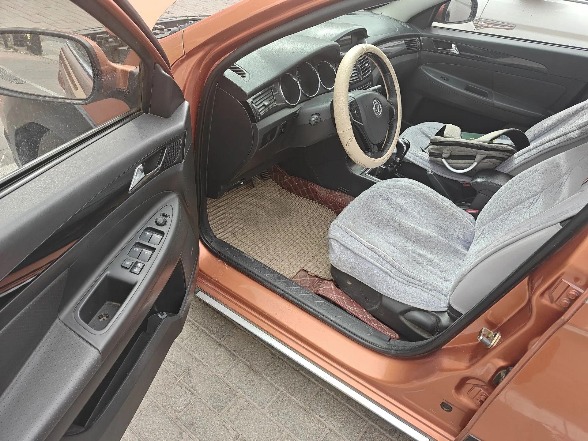 Dongfeng Aeolus H30 2014 CROSS 1.6L Manual Zunyi Model — миниатюра 17