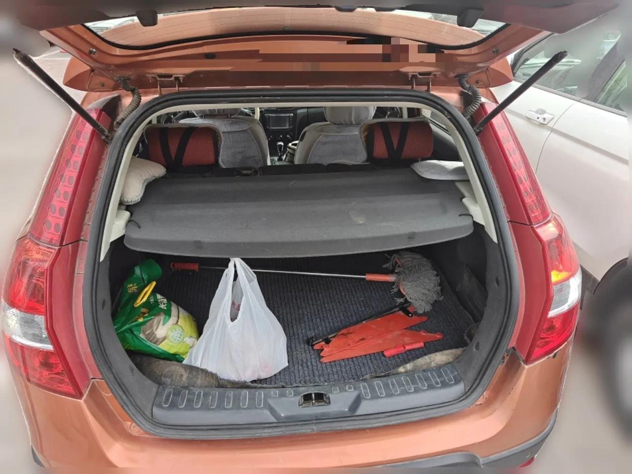 Dongfeng Aeolus H30 2014 CROSS 1.6L Manual Zunyi Model — миниатюра 20