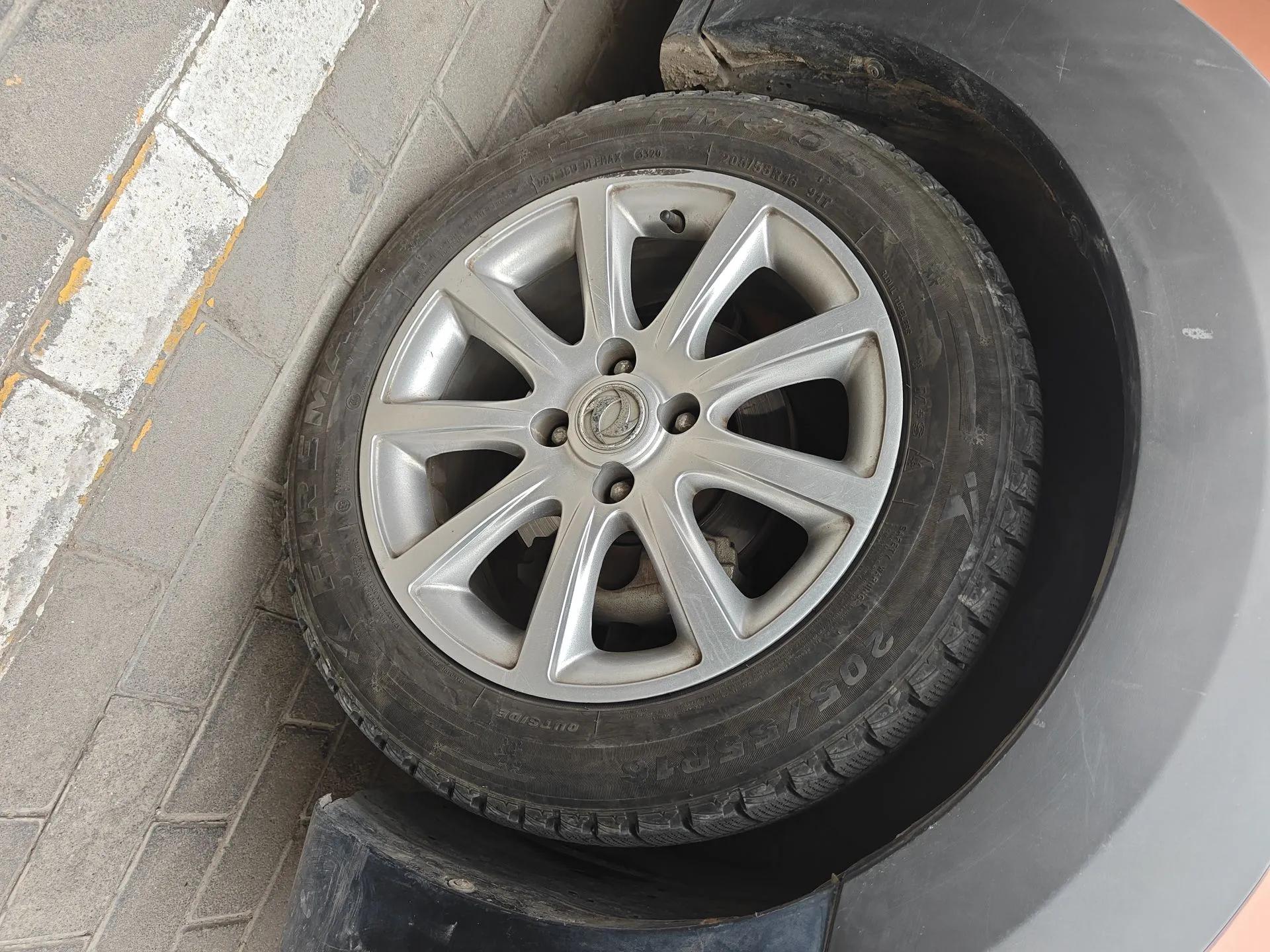 Dongfeng Aeolus H30 2014 CROSS 1.6L Manual Zunyi Model — миниатюра 8