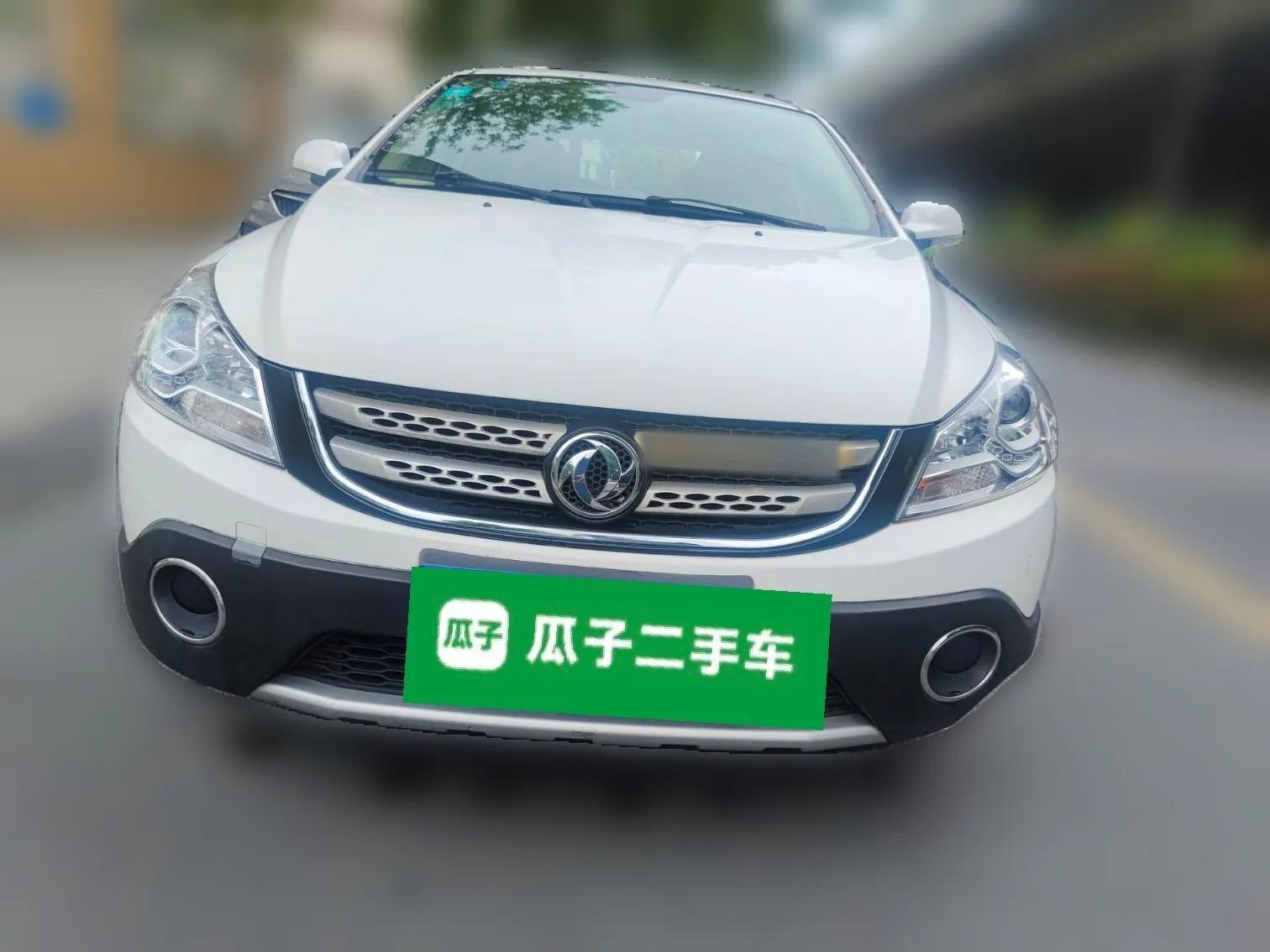 Dongfeng Aeolus H30 2014 CROSS 1.5L Manual Gratitude Edition — миниатюра 2