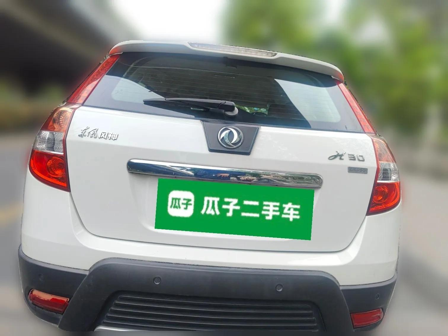 Dongfeng Aeolus H30 2014 CROSS 1.5L Manual Gratitude Edition — миниатюра 5