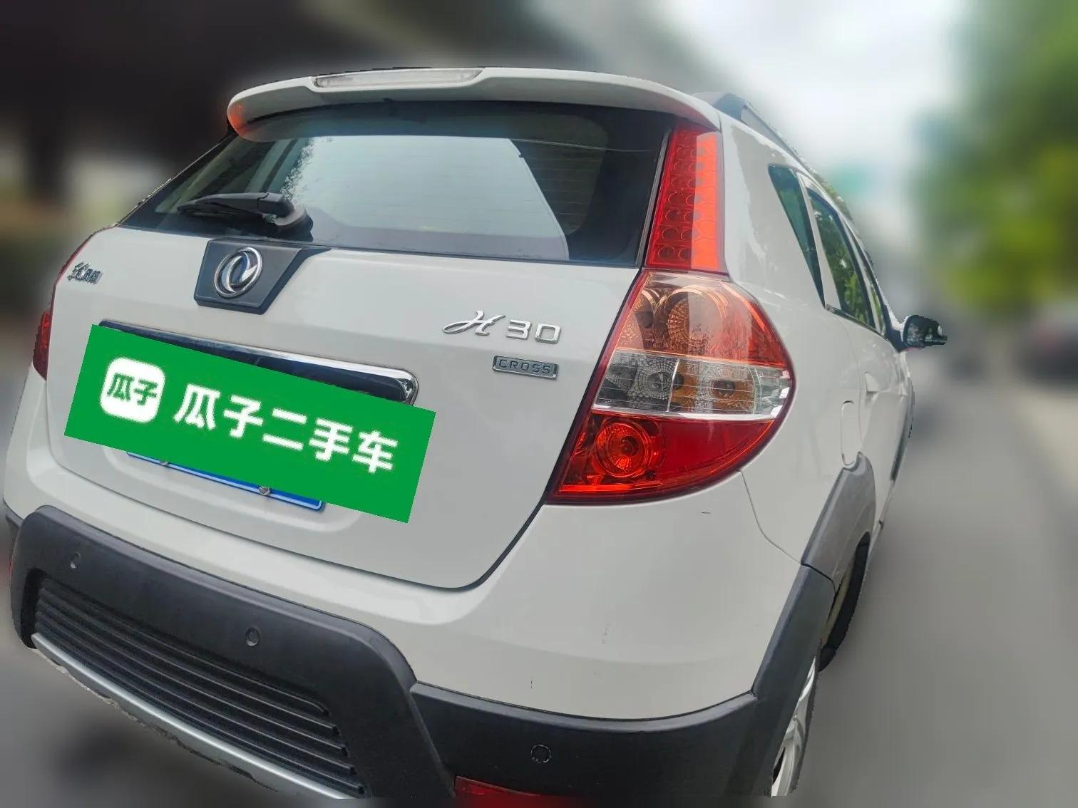 Dongfeng Aeolus H30 2014 CROSS 1.5L Manual Gratitude Edition — миниатюра 6