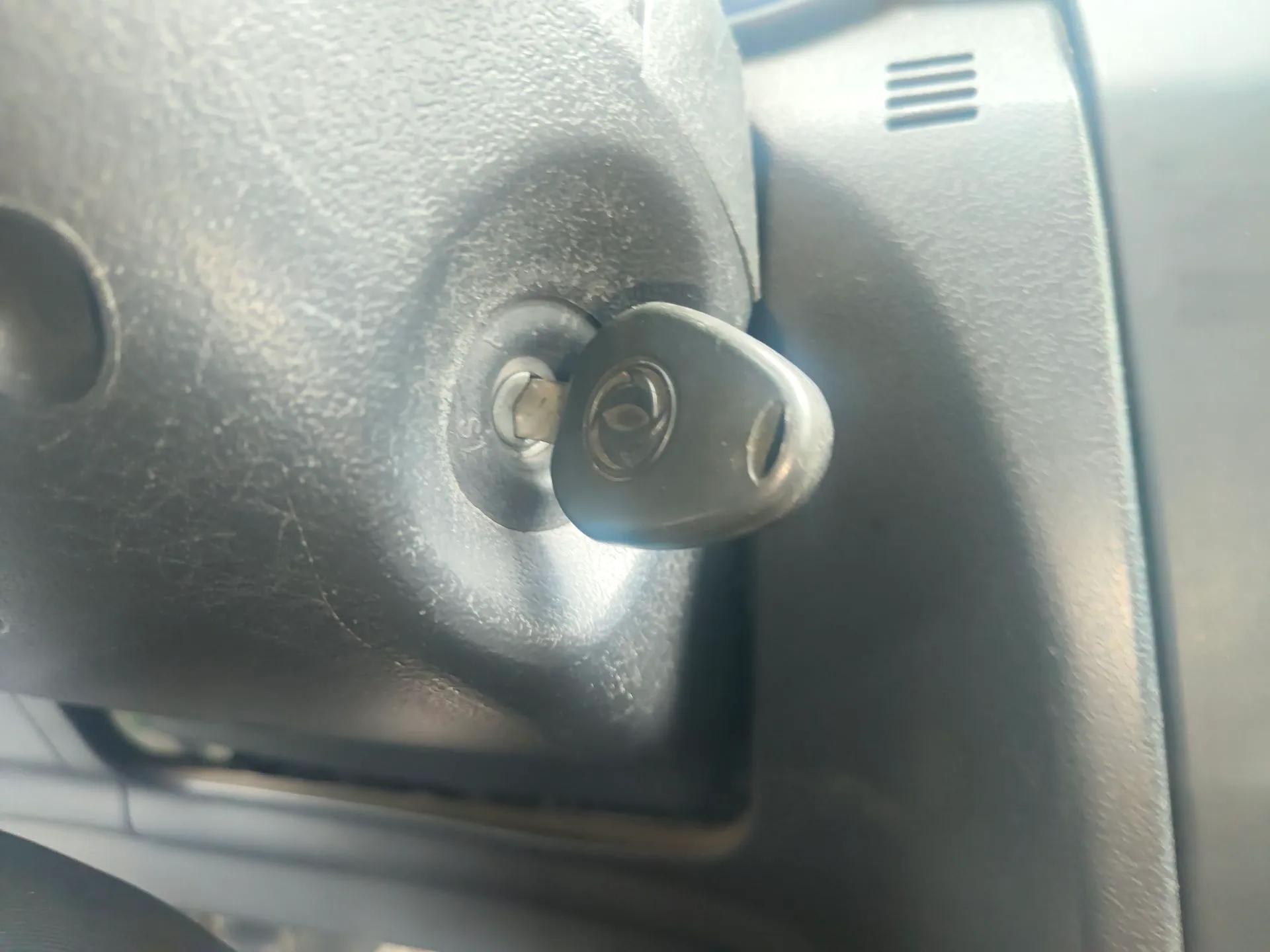 Dongfeng Aeolus H30 2014 CROSS 1.5L Manual Gratitude Edition — миниатюра 9