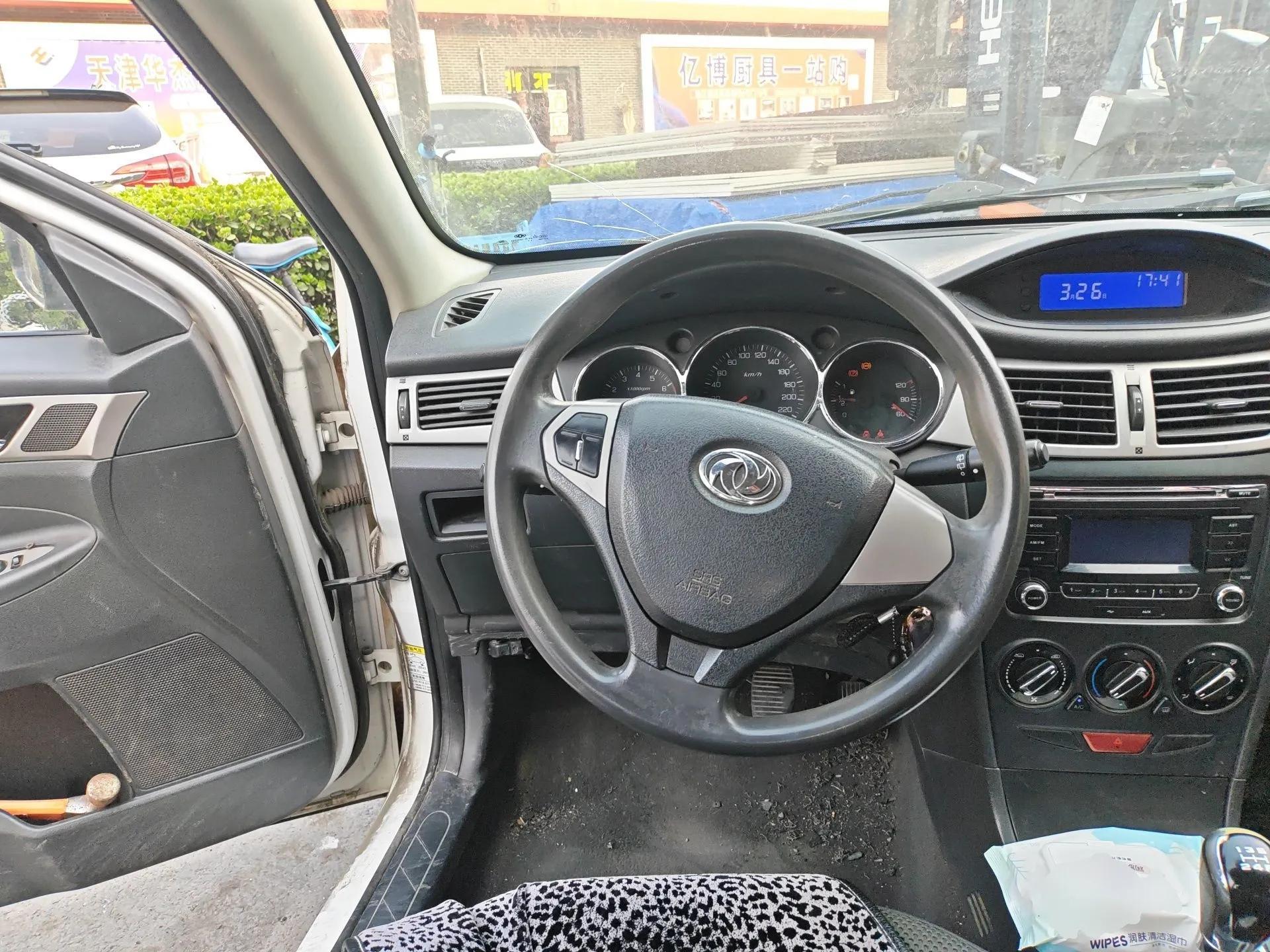 Dongfeng Aeolus H30 2012 CROSS 1.6L Manual Luxury Model — миниатюра 11