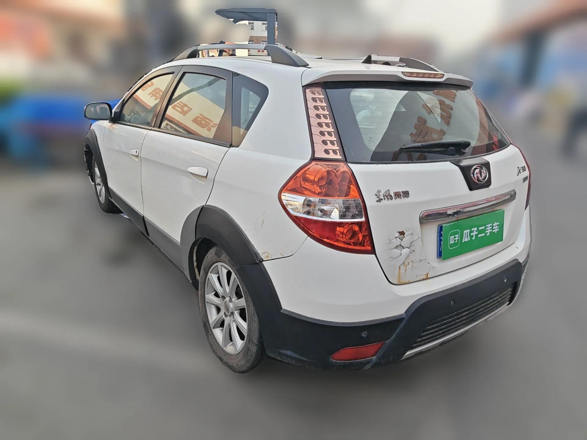 Dongfeng Aeolus H30 2012 CROSS 1.6L Manual Luxury Model — миниатюра 4