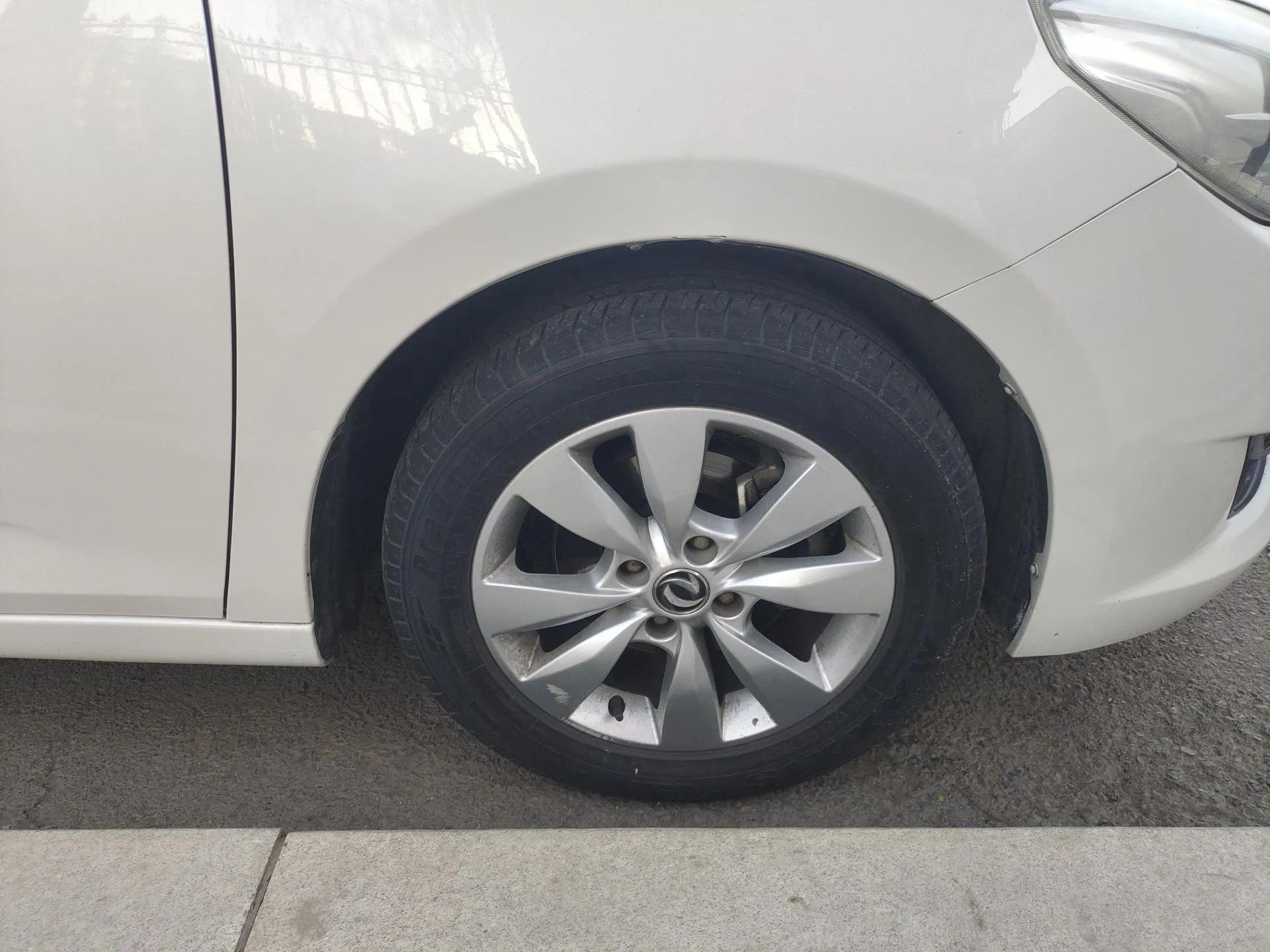 Dongfeng Aeolus L60 2015 1.8L Manual New Enjoyment Version — миниатюра 8