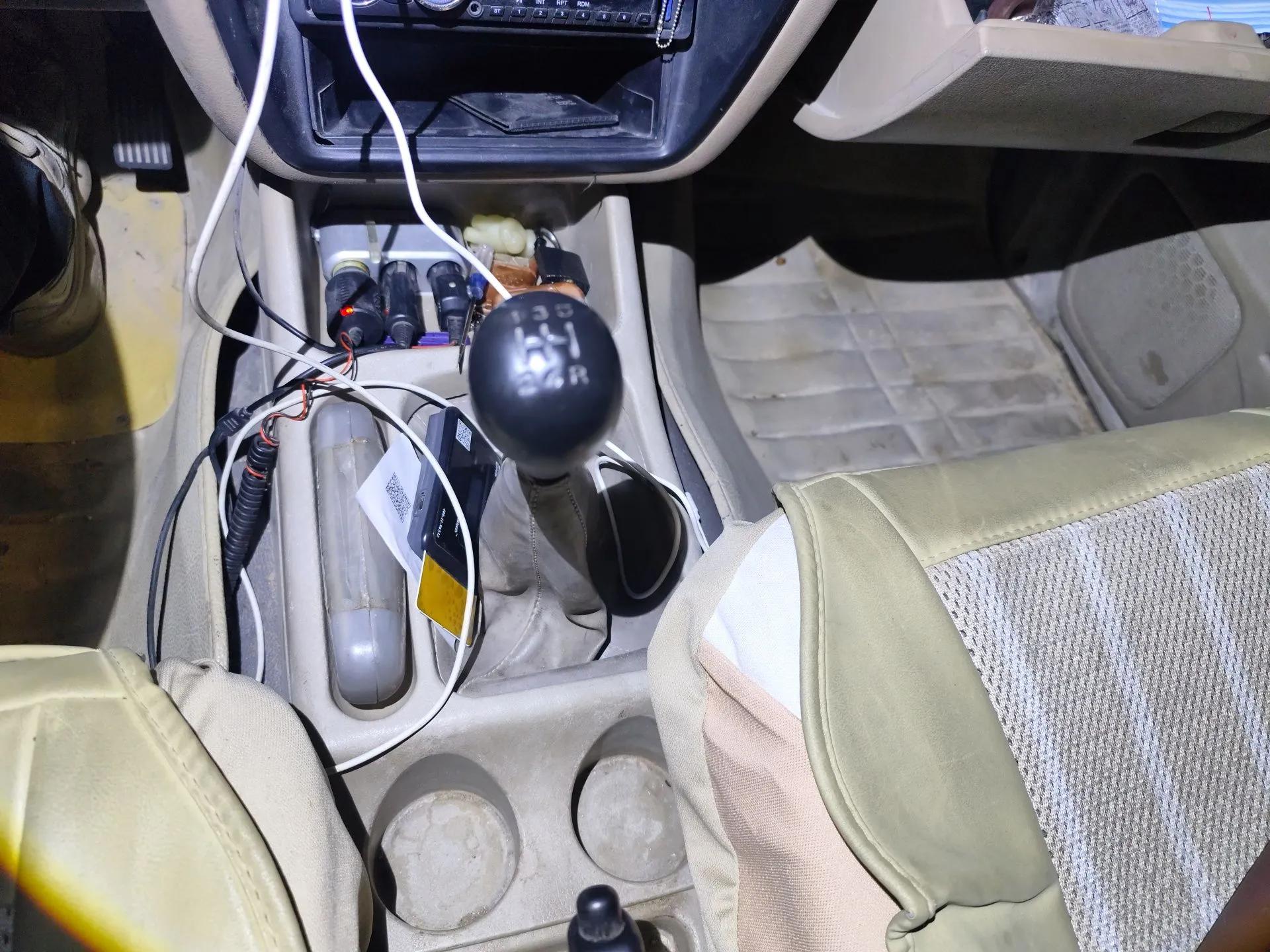 Dongfeng Ruichi 2010 3.0T Diesel Two-Wheel Drive Standard Version ZD30D13-3N — миниатюра 15