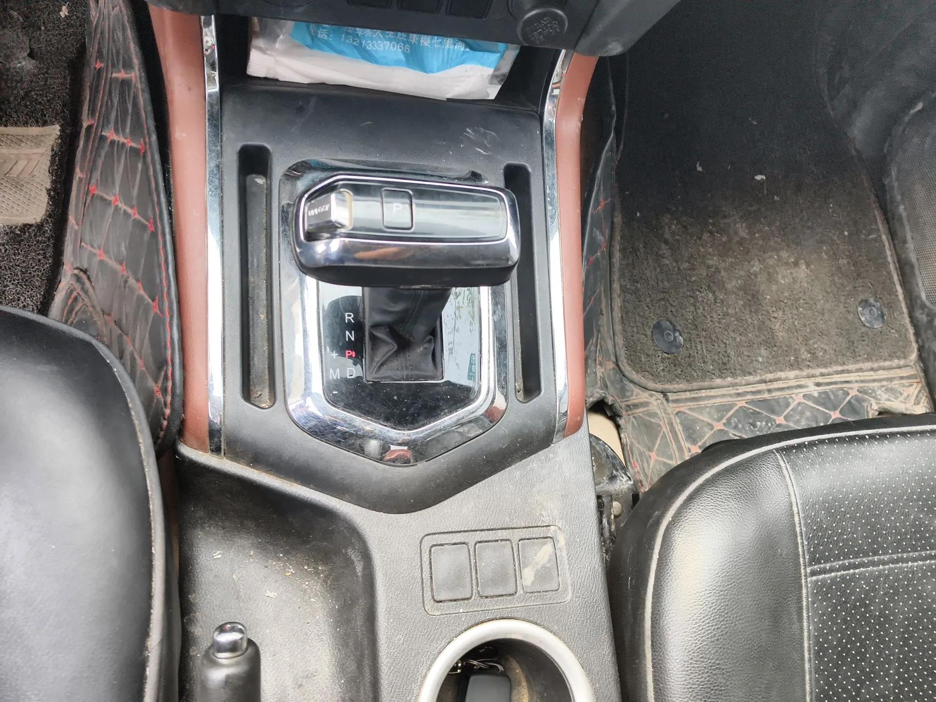 Dongfeng Ruichi 6 2020 2.3T Automatic 2WD Diesel Luxury Version China VI Standard Long Cargo Bed M9T — миниатюра 15