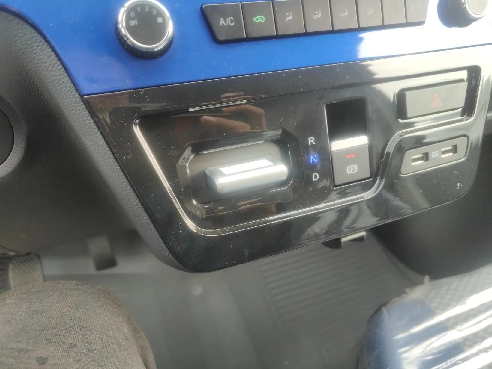 Dongfeng Yufeng EM27 2024 EM27L Eves Power 41.86 kWh — миниатюра 17