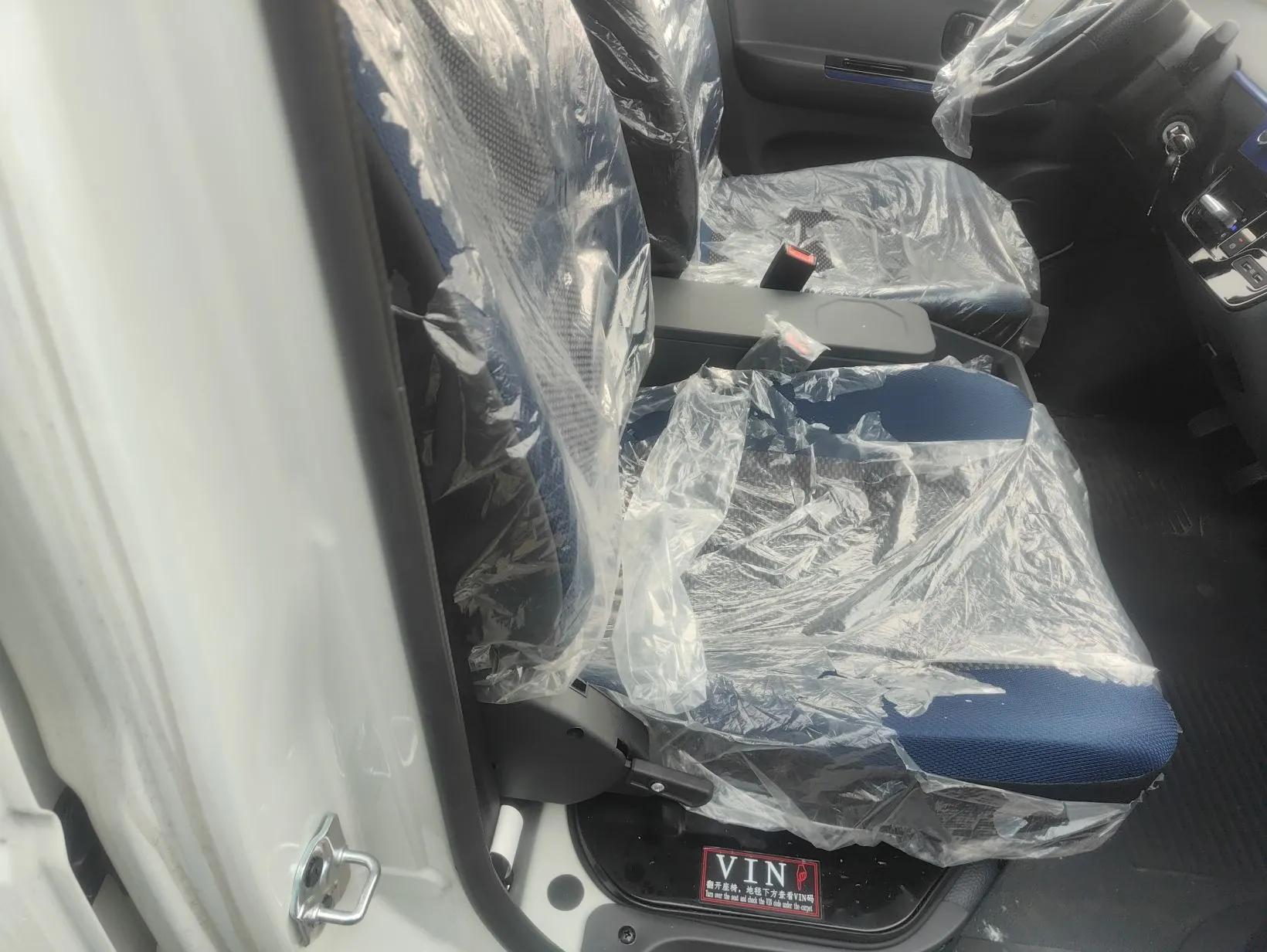 Dongfeng Yufeng EM27 2024 EM27L Eves Power 41.86 kWh — миниатюра 23