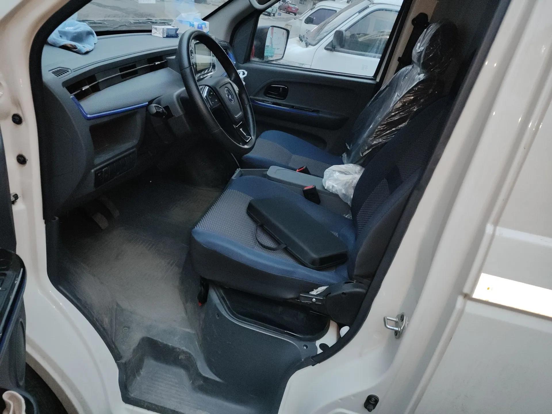 Dongfeng Yufeng EM27 2024 EM27L Eves Power 41.86 kWh — миниатюра 17