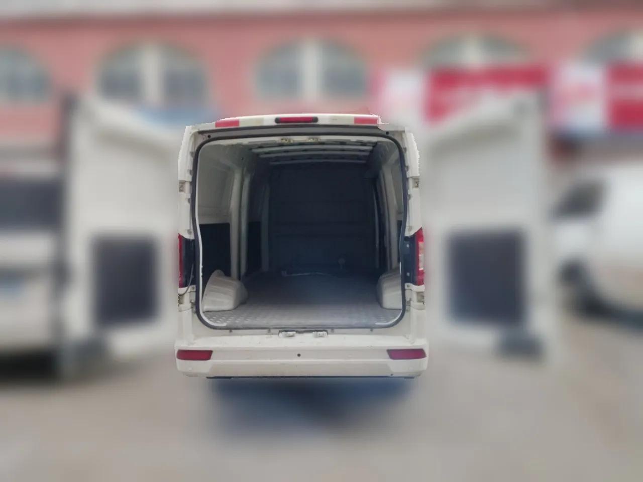 Dongfeng Yufeng EM27 2024 EM27L Eves Power 41.86 kWh — миниатюра 20