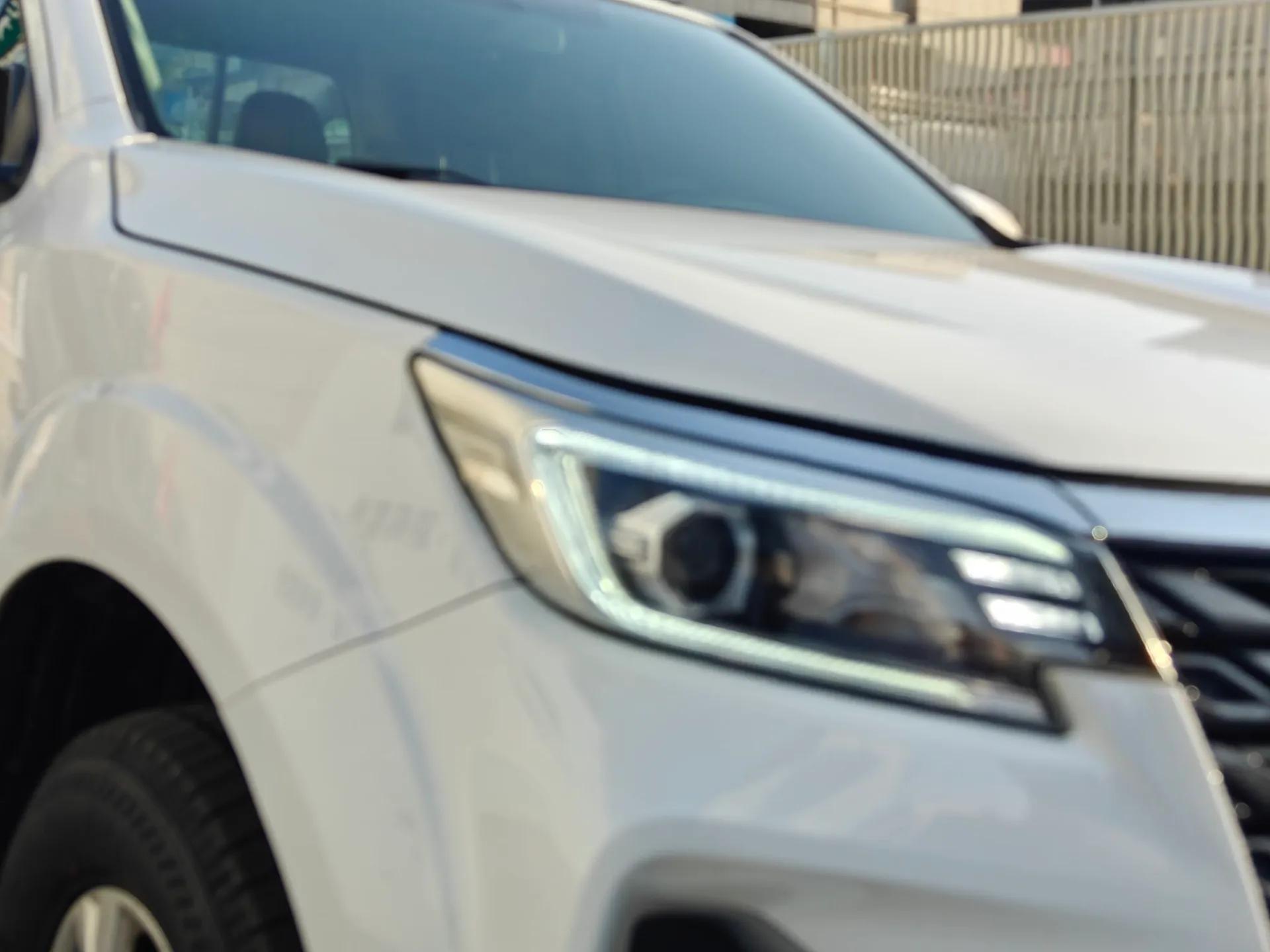 Dongfeng Ruichi 7 2022 2.3T Manual 4x4 Diesel Standard Version with Long Cargo Bed and Flatbed M9T — миниатюра 4