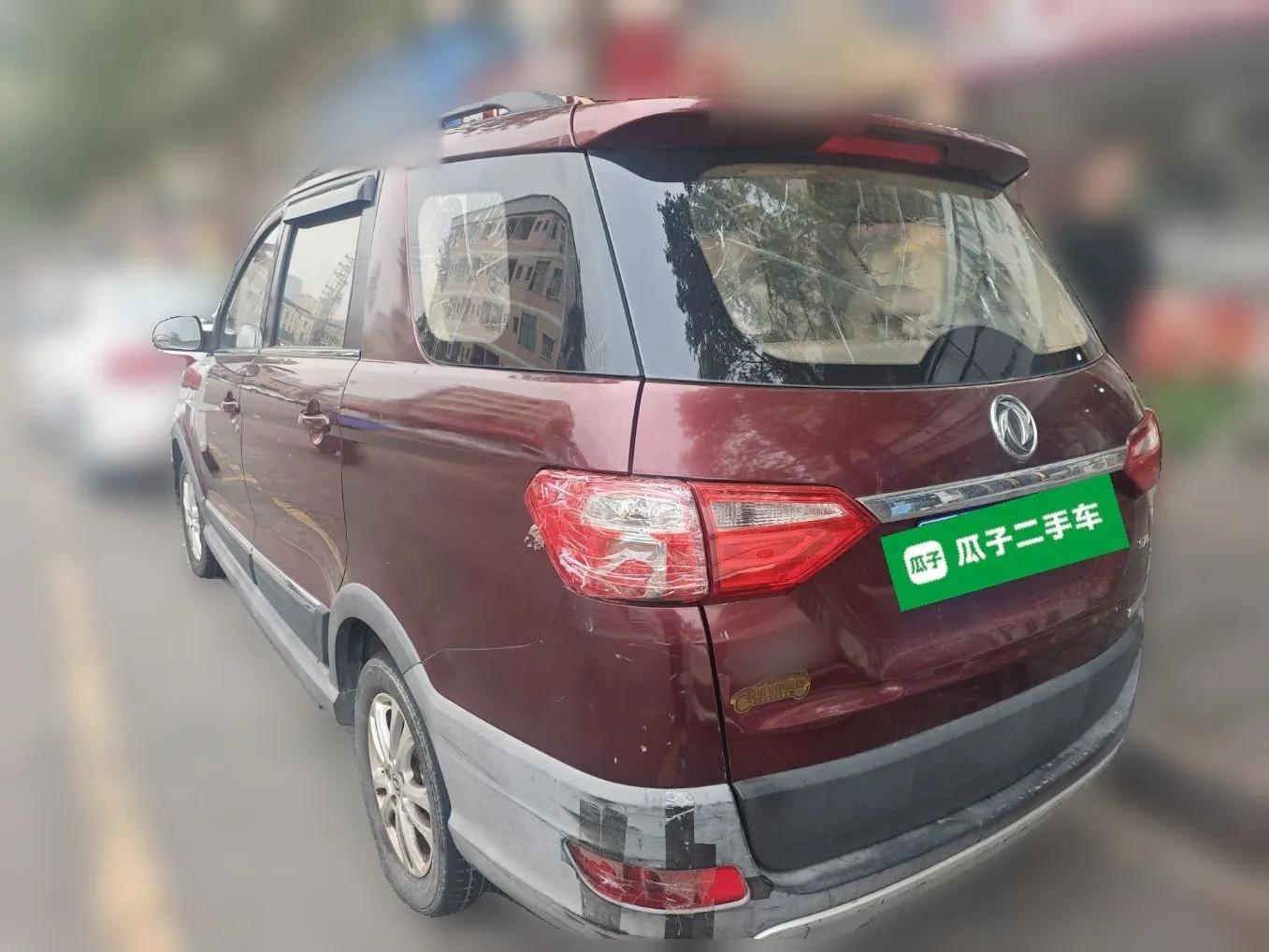 Dongfeng Fengon 370 2016 1.5L Manual Standard Edition SFG15-02 7 Seats — миниатюра 4
