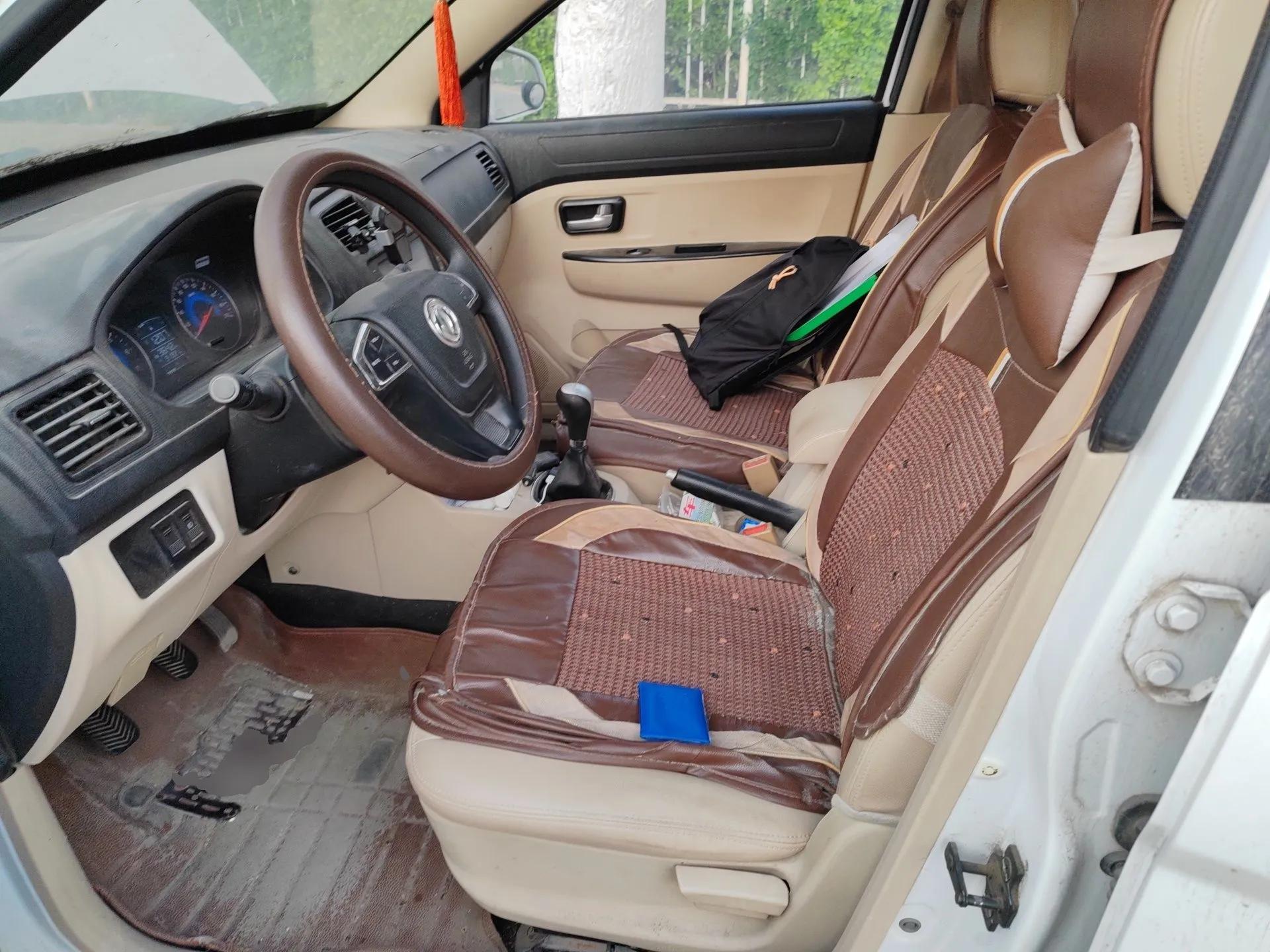 Dongfeng Fengon 370 2016 1.5L Manual Standard Model II 7 Seats — миниатюра 16