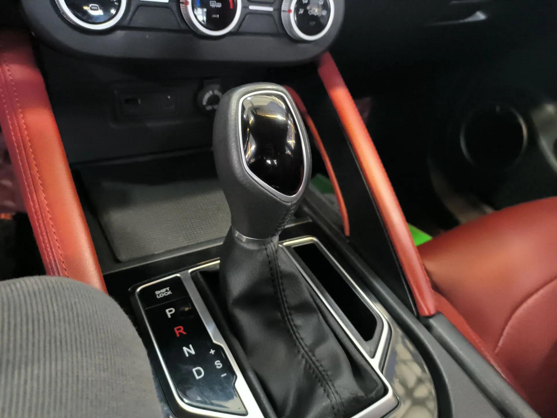Dongfeng Fengon 500 2021 1.5L CVT Enjoyment Version — миниатюра 16