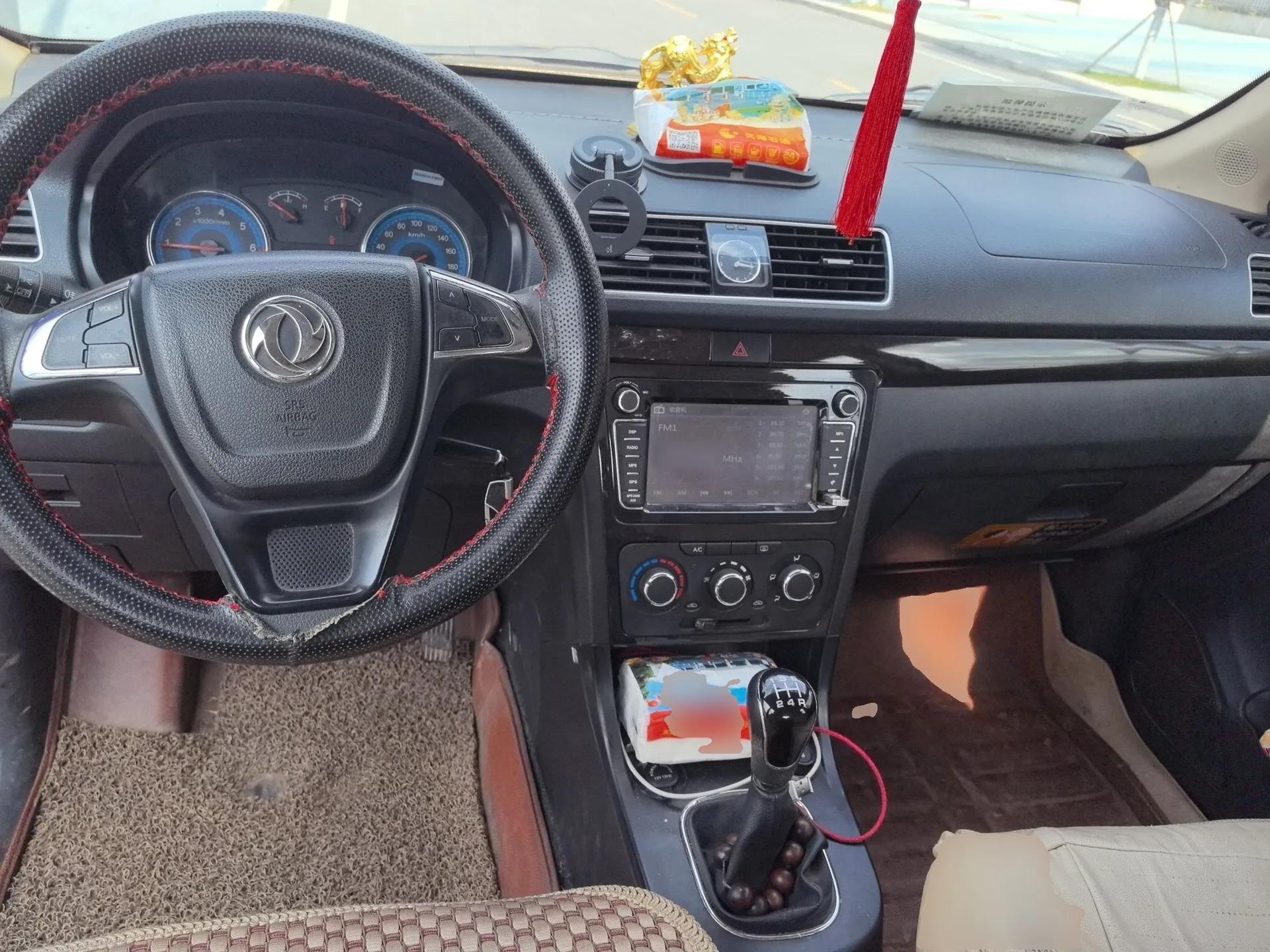 Dongfeng Fengon 360 2015 1.5L Manual Luxury 7-Seater China V Emission Standard — миниатюра 10