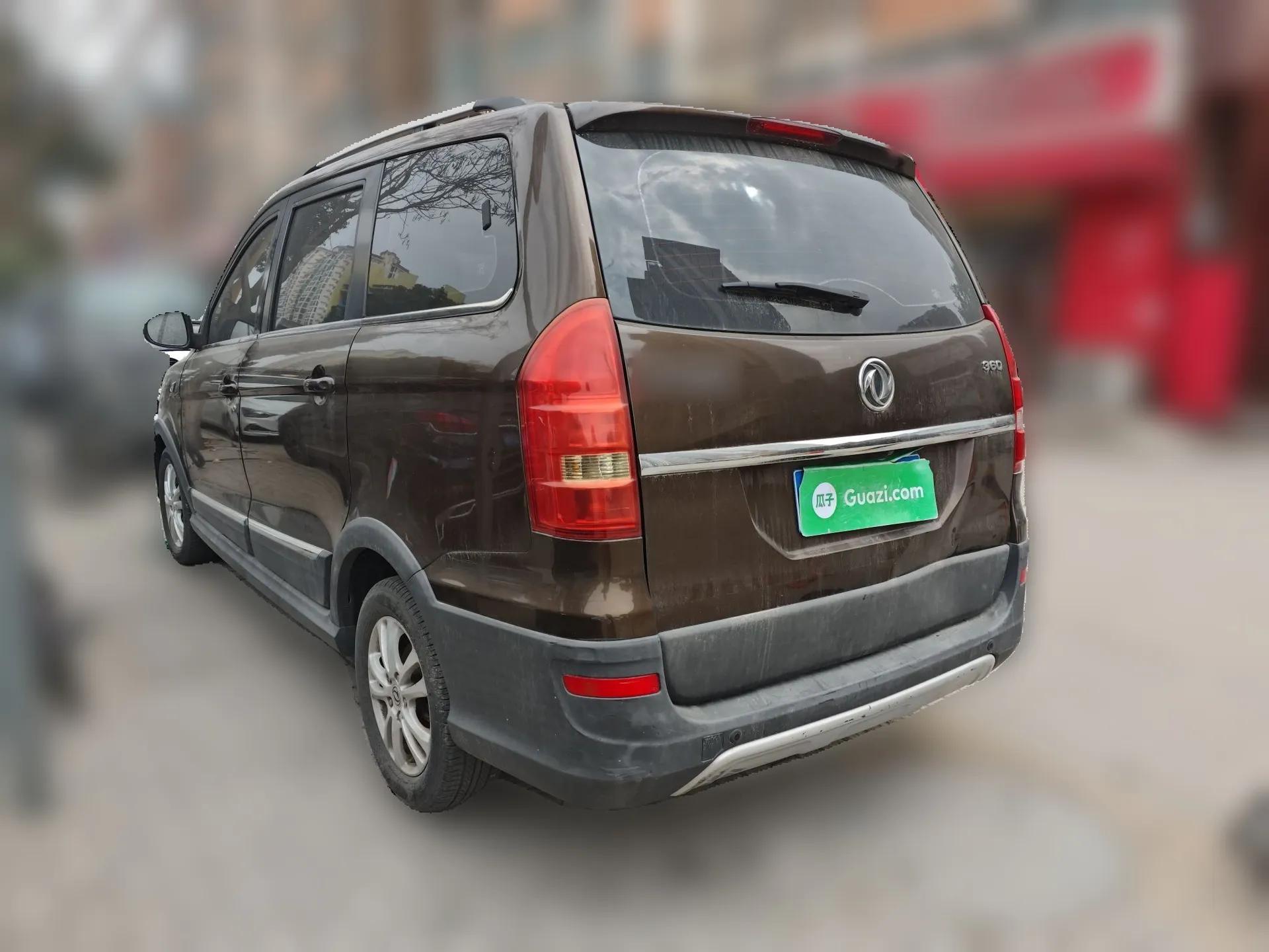 Dongfeng Fengon 360 2015 1.5L Manual Luxury 7-Seater China IV Standard — миниатюра 4