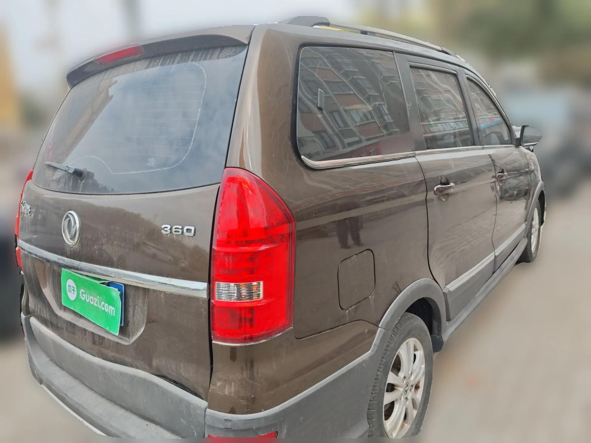 Dongfeng Fengon 360 2015 1.5L Manual Luxury 7-Seater China IV Standard — миниатюра 6