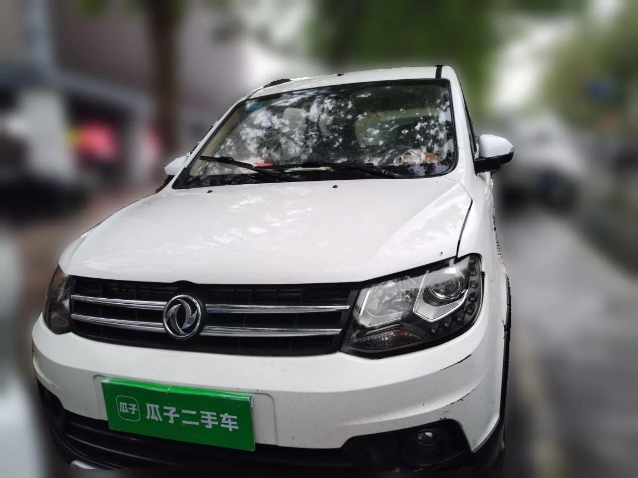 Dongfeng Fengon 360 2015 1.5L Manual Luxury 7-Seater China IV Standard — миниатюра 2