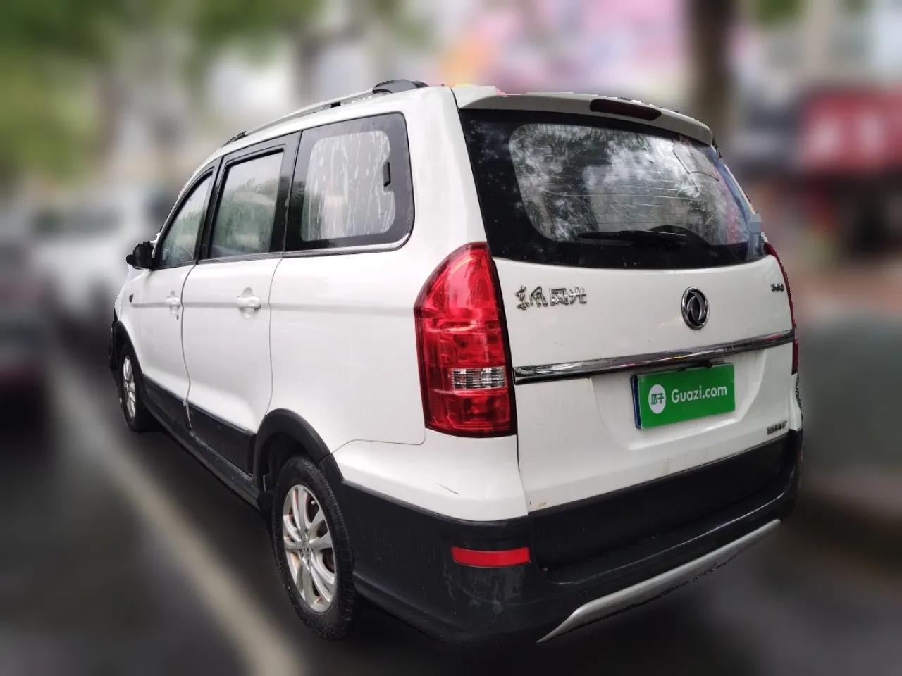 Dongfeng Fengon 360 2015 1.5L Manual Luxury 7-Seater China IV Standard — миниатюра 4