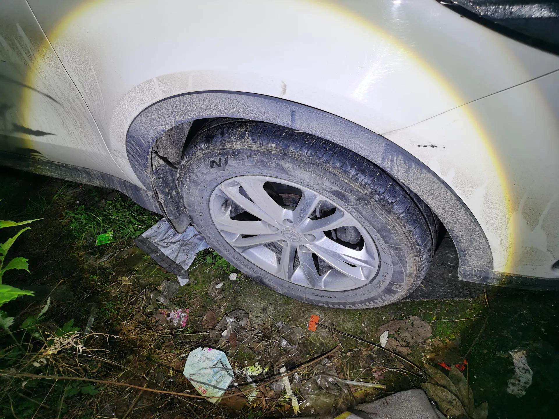 Dongfeng Fengon 580Pro 2020 220T Manual Yuling Edition — миниатюра 8