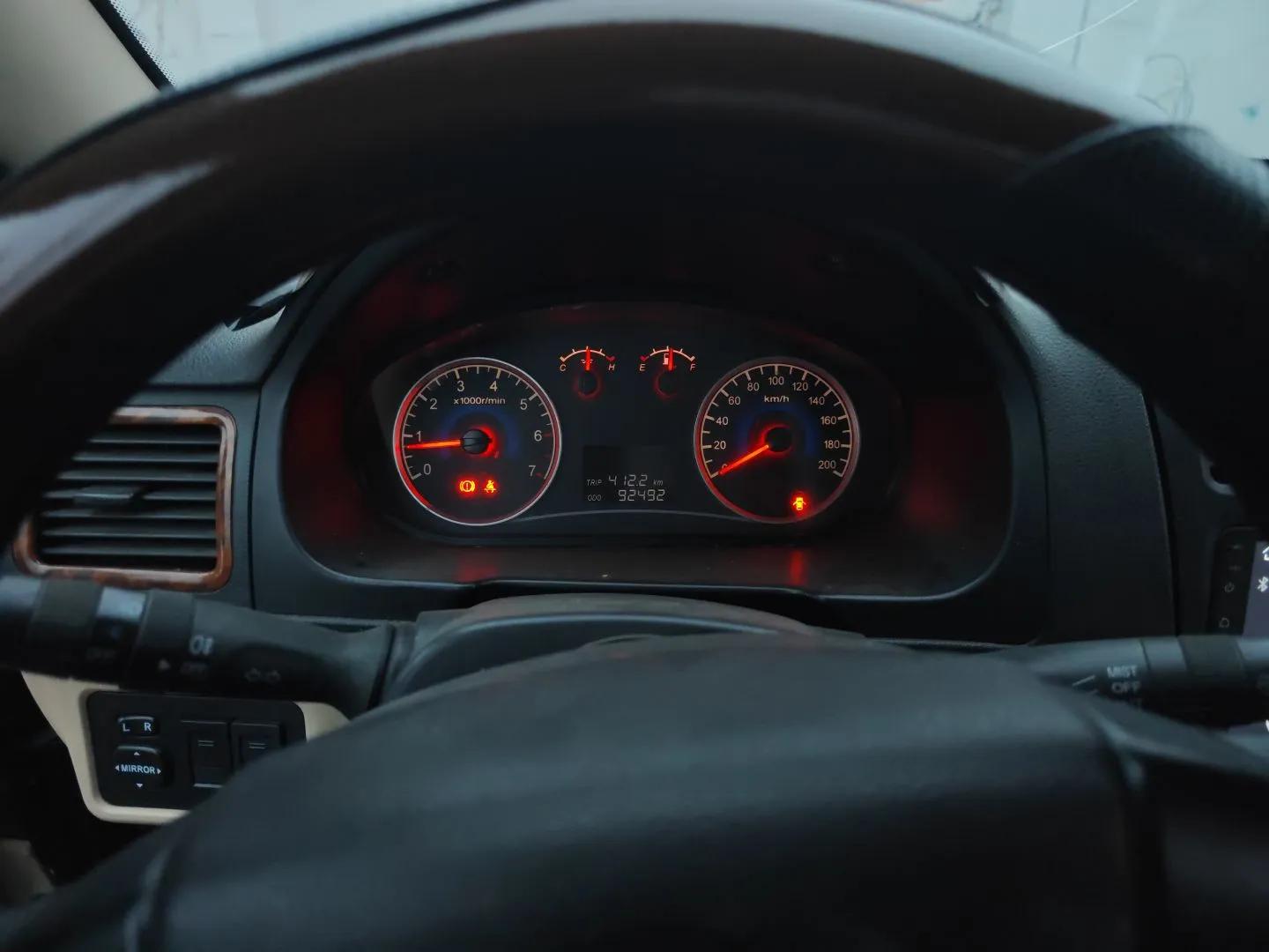 Dongfeng Fengon 2013 1.5L Manual Deluxe Model DK15 — миниатюра 12