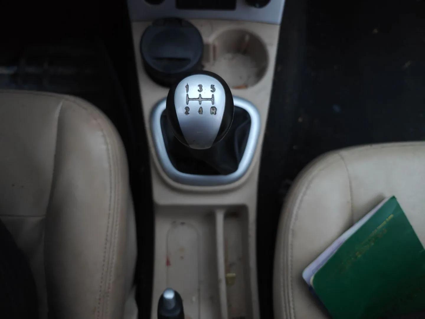 Dongfeng Fengon 2013 1.5L Manual Deluxe Model DK15 — миниатюра 15