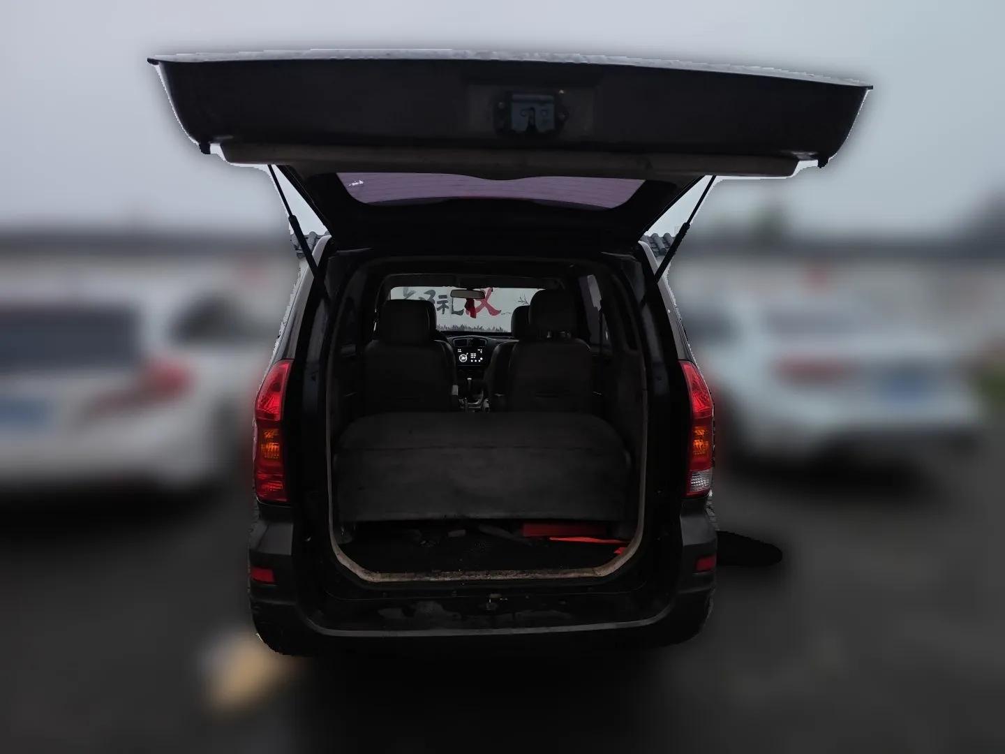 Dongfeng Fengon 2013 1.5L Manual Deluxe Model DK15 — миниатюра 20