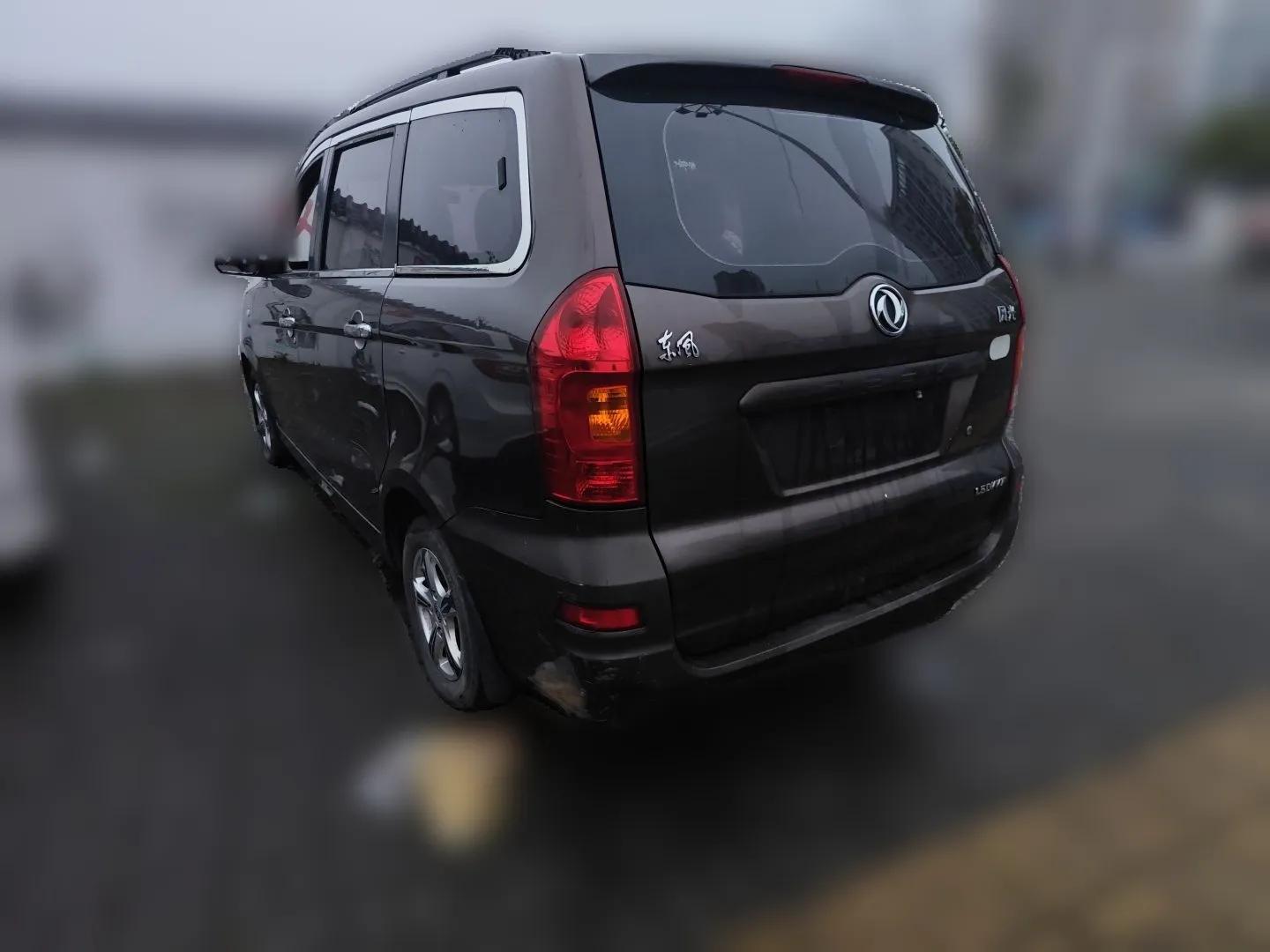 Dongfeng Fengon 2013 1.5L Manual Deluxe Model DK15 — миниатюра 4