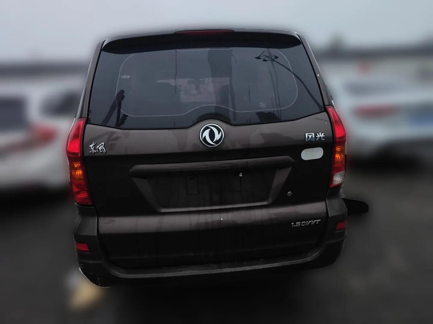 Dongfeng Fengon 2013 1.5L Manual Deluxe Model DK15 — миниатюра 5