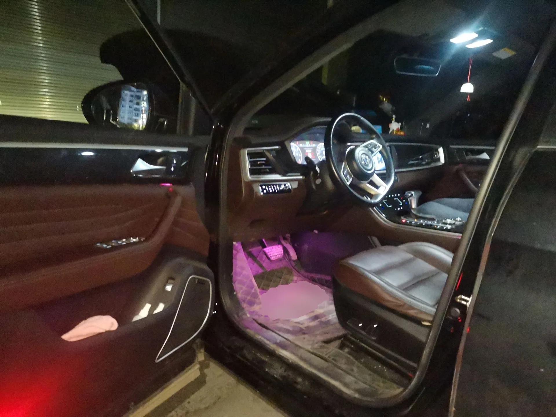 Dongfeng Fengon ix7 2020 2.0 TGDI Automatic All-Wheel-Drive ZhenTu Edition — миниатюра 17