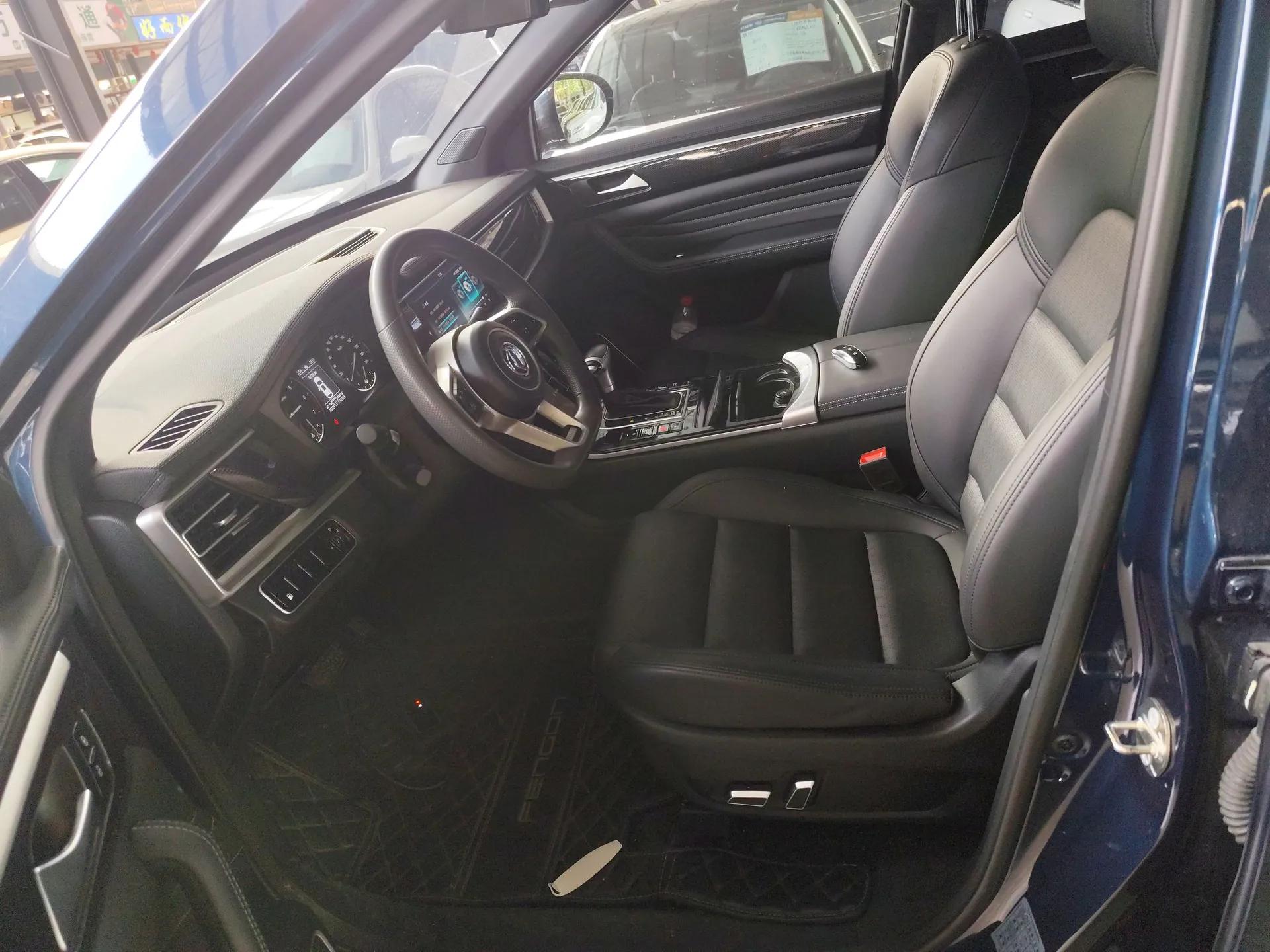 Dongfeng Fengon ix7 2020 2.0 TGDI Automatic Two-Wheel Drive Urban Luxury Edition — миниатюра 17