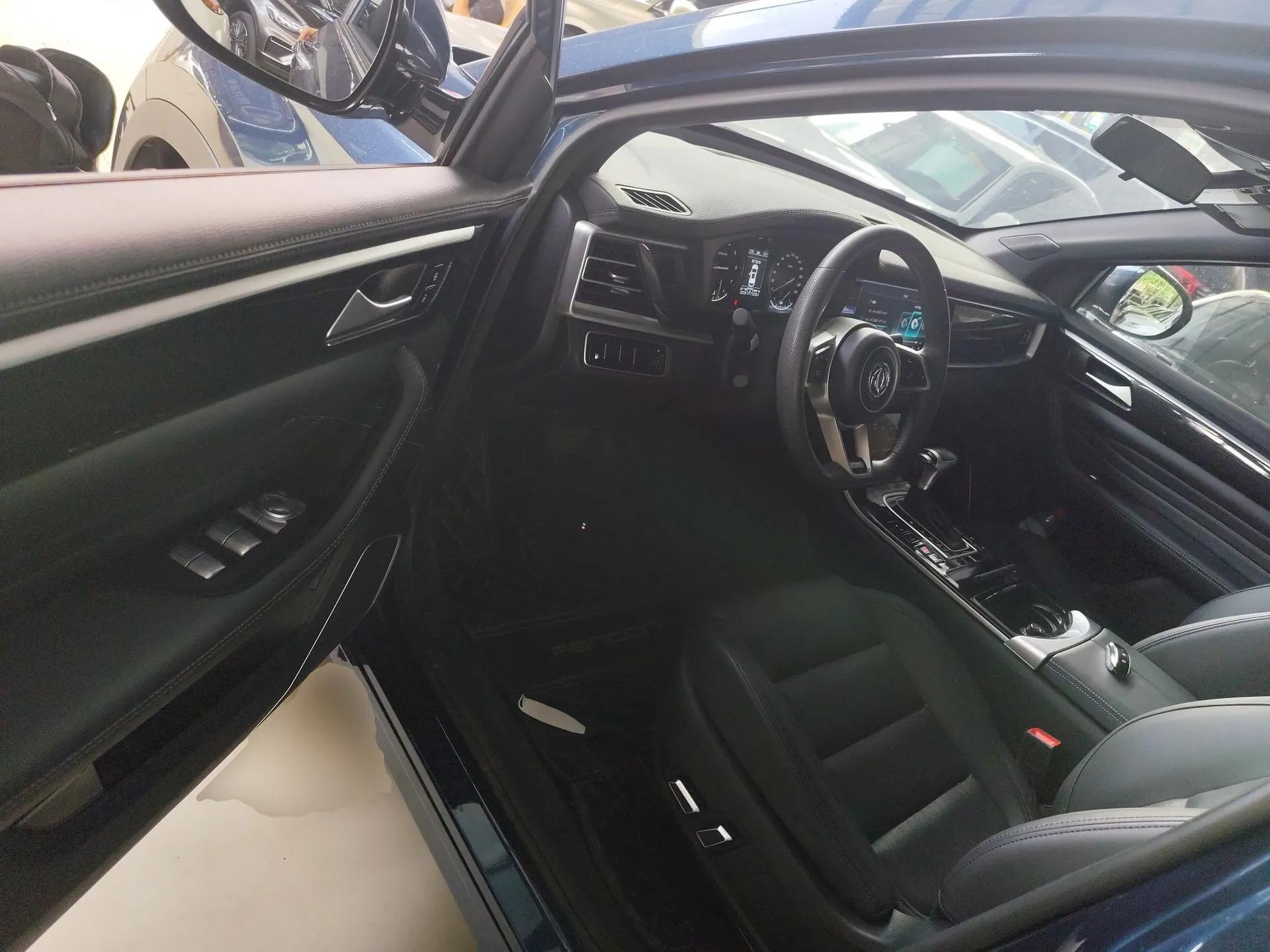 Dongfeng Fengon ix7 2020 2.0 TGDI Automatic Two-Wheel Drive Urban Luxury Edition — миниатюра 18