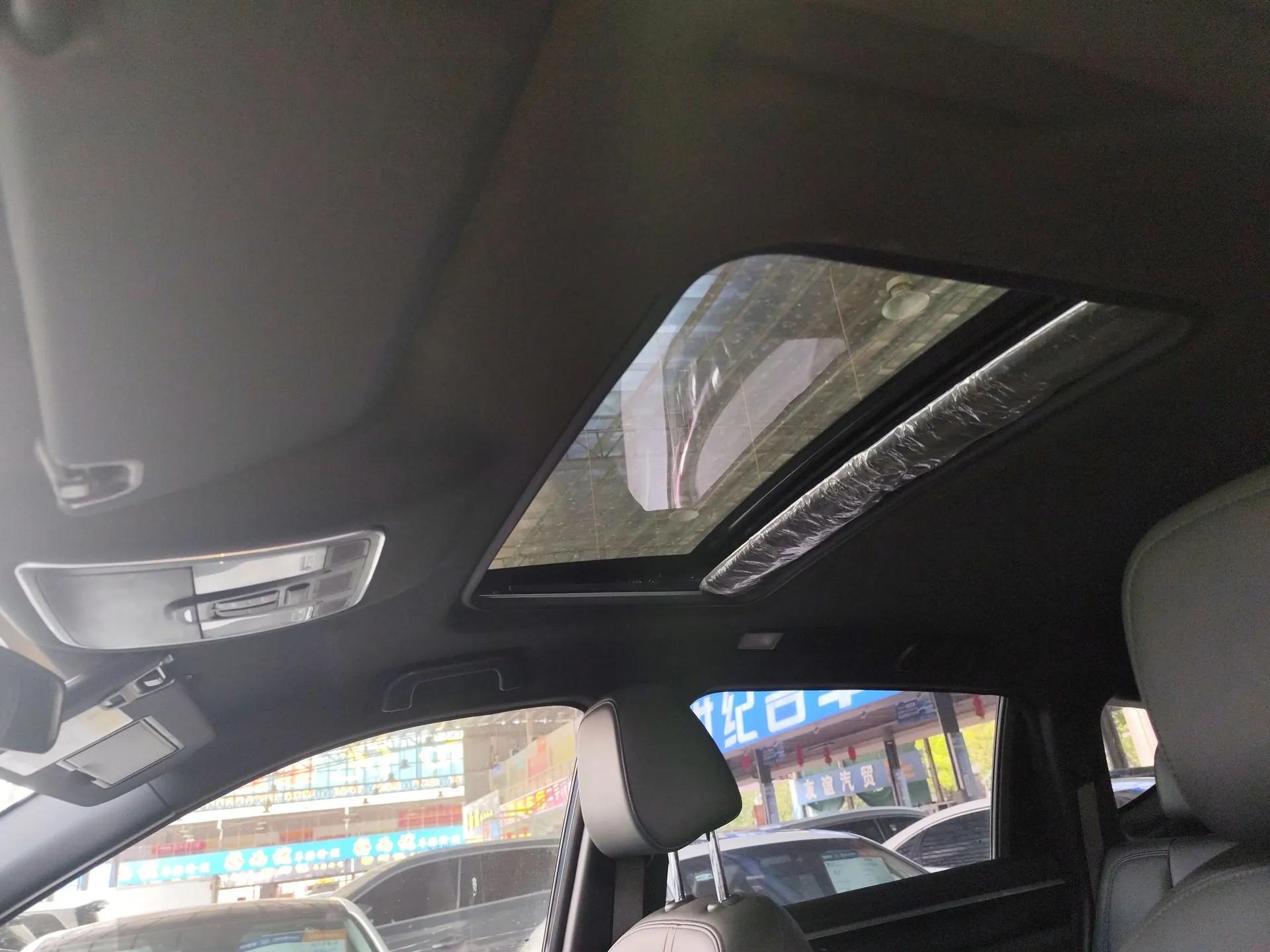 Dongfeng Fengon ix7 2020 2.0 TGDI Automatic Two-Wheel Drive Urban Luxury Edition — миниатюра 20