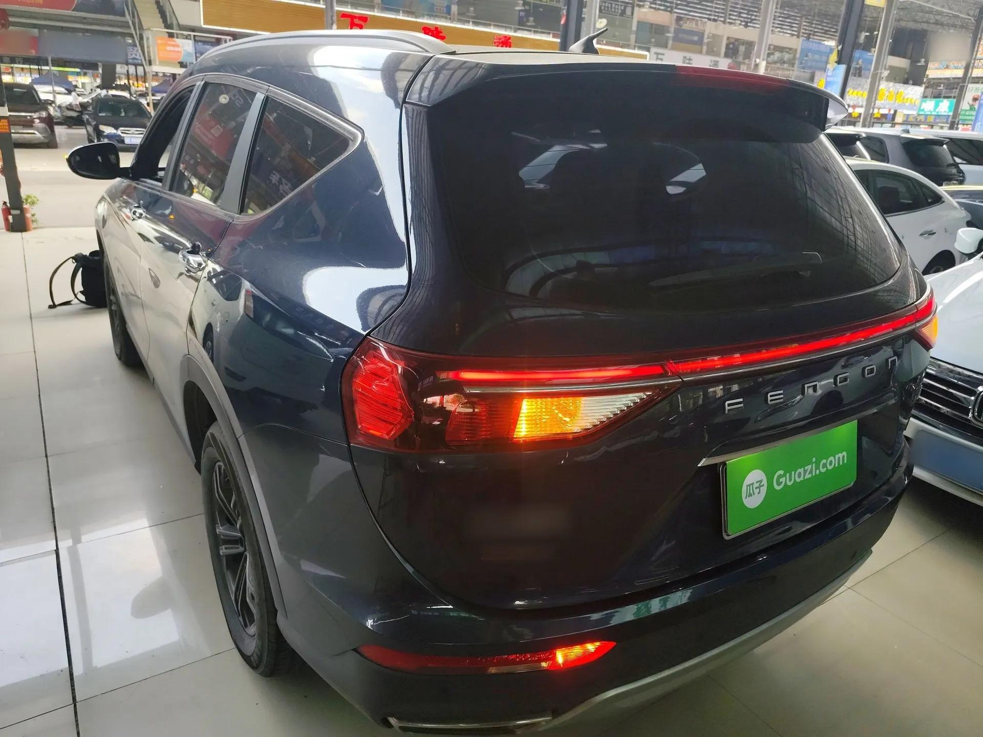 Dongfeng Fengon ix7 2020 2.0 TGDI Automatic Two-Wheel Drive Urban Luxury Edition — миниатюра 7
