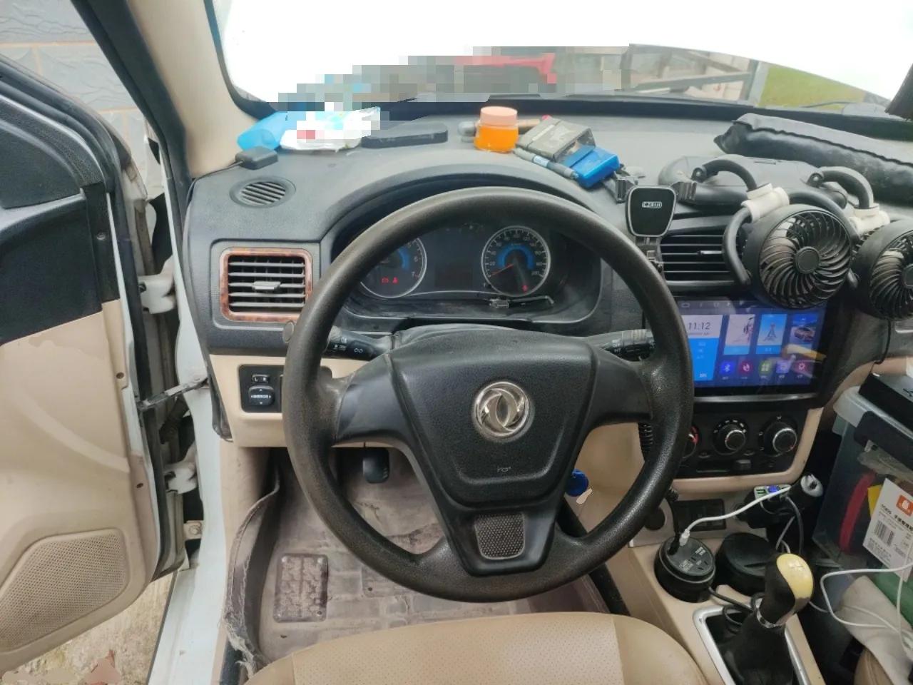 Dongfeng Fengon 350 2014 1.5L Manual Base Version — миниатюра 11