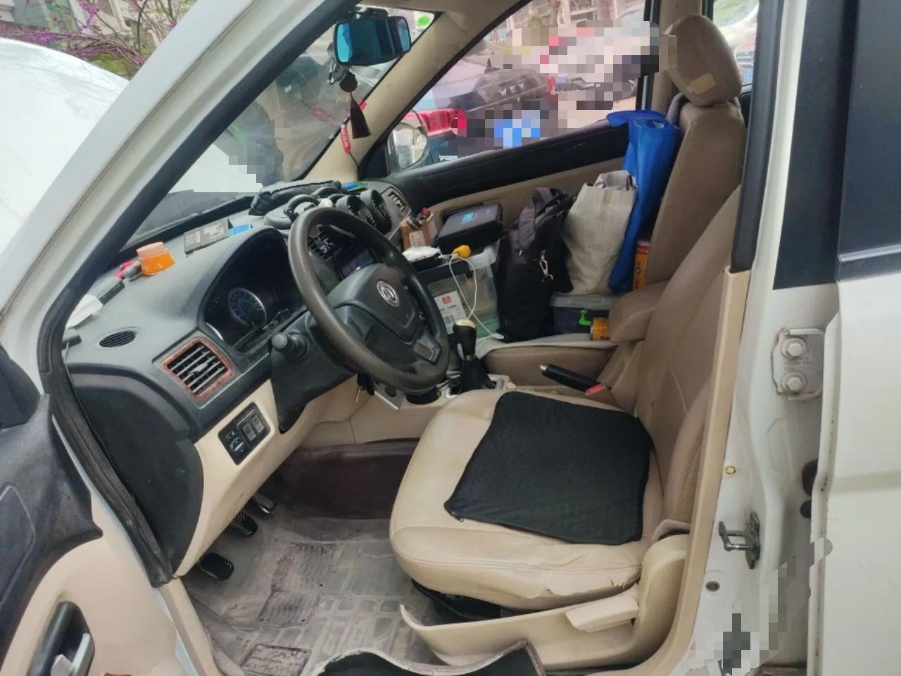 Dongfeng Fengon 350 2014 1.5L Manual Base Version — миниатюра 16