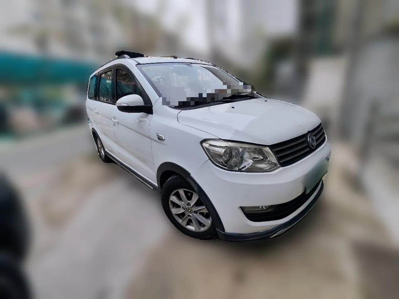 Dongfeng Fengon 350 2014 1.5L Manual Base Version — миниатюра 3