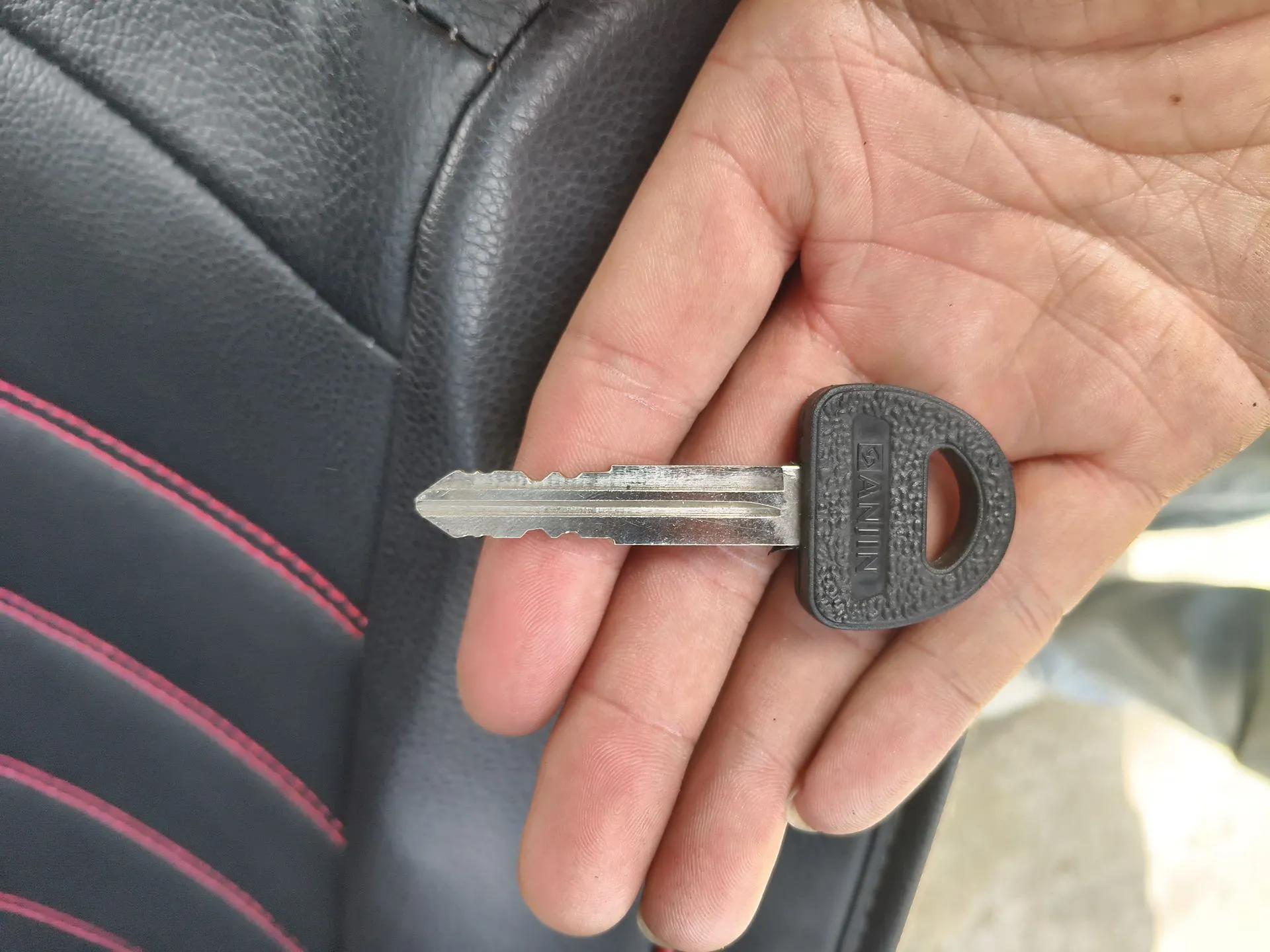 Dongfeng Xiaokang K07S 2016 1.2L Practical Version DK12-10 — миниатюра 9