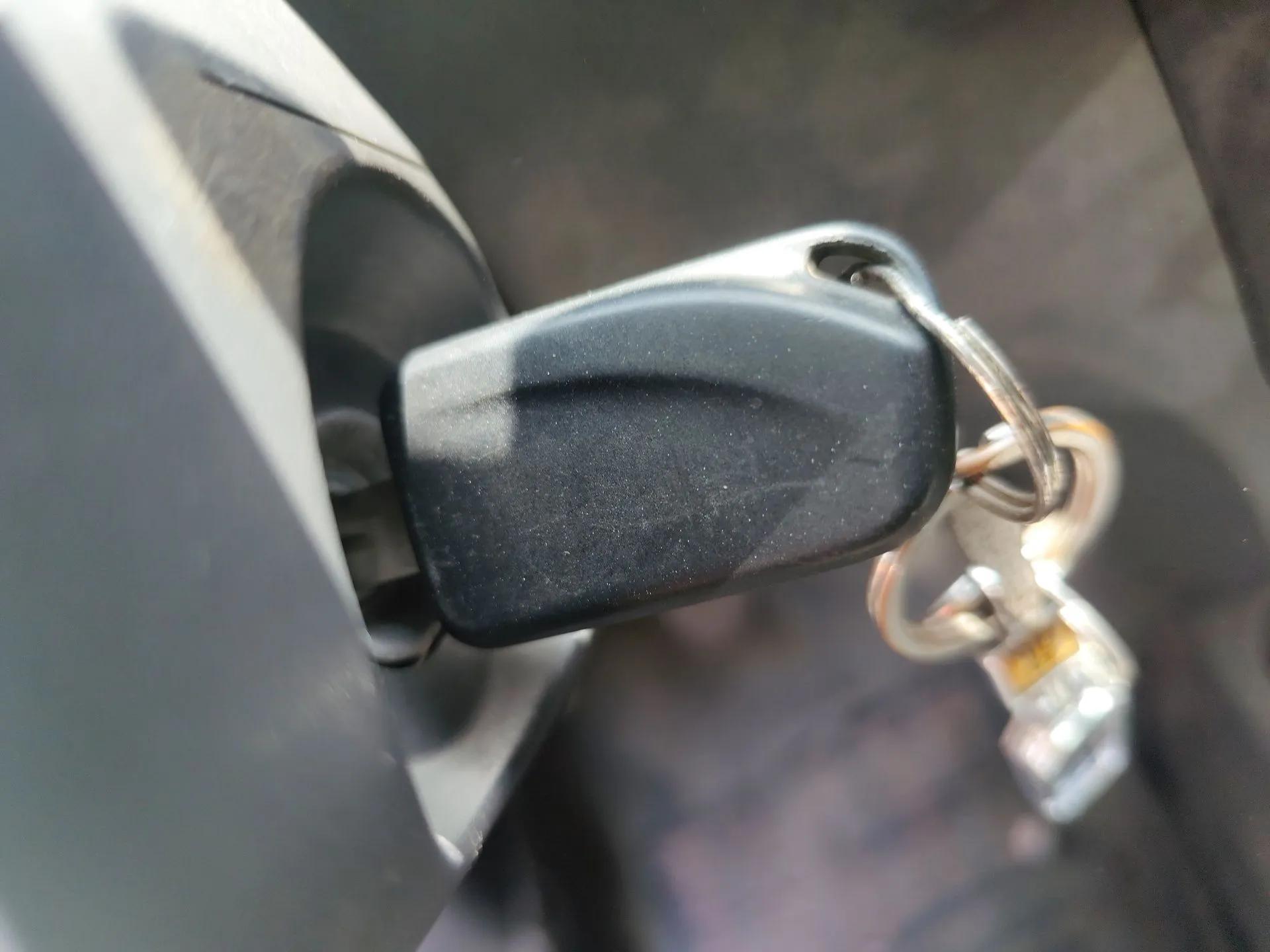 Dongfeng Xiaokang K05S 2019 1.2L Practical Version China VI Standard DK12 — миниатюра 9