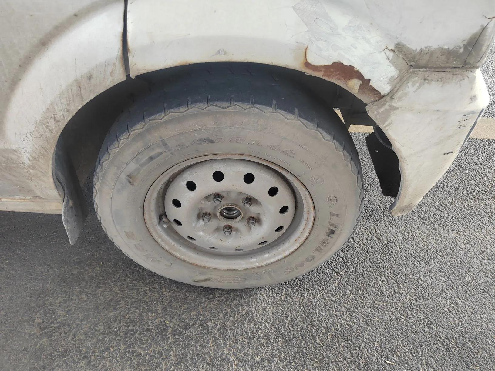 Dongfeng Xiaokang C37 2012 1.4L Standard Edition DK13-06 — миниатюра 8
