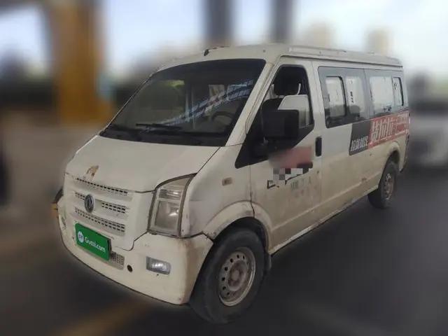 Dongfeng Xiaokang C37 2012 1.4L Standard Edition DK13-06