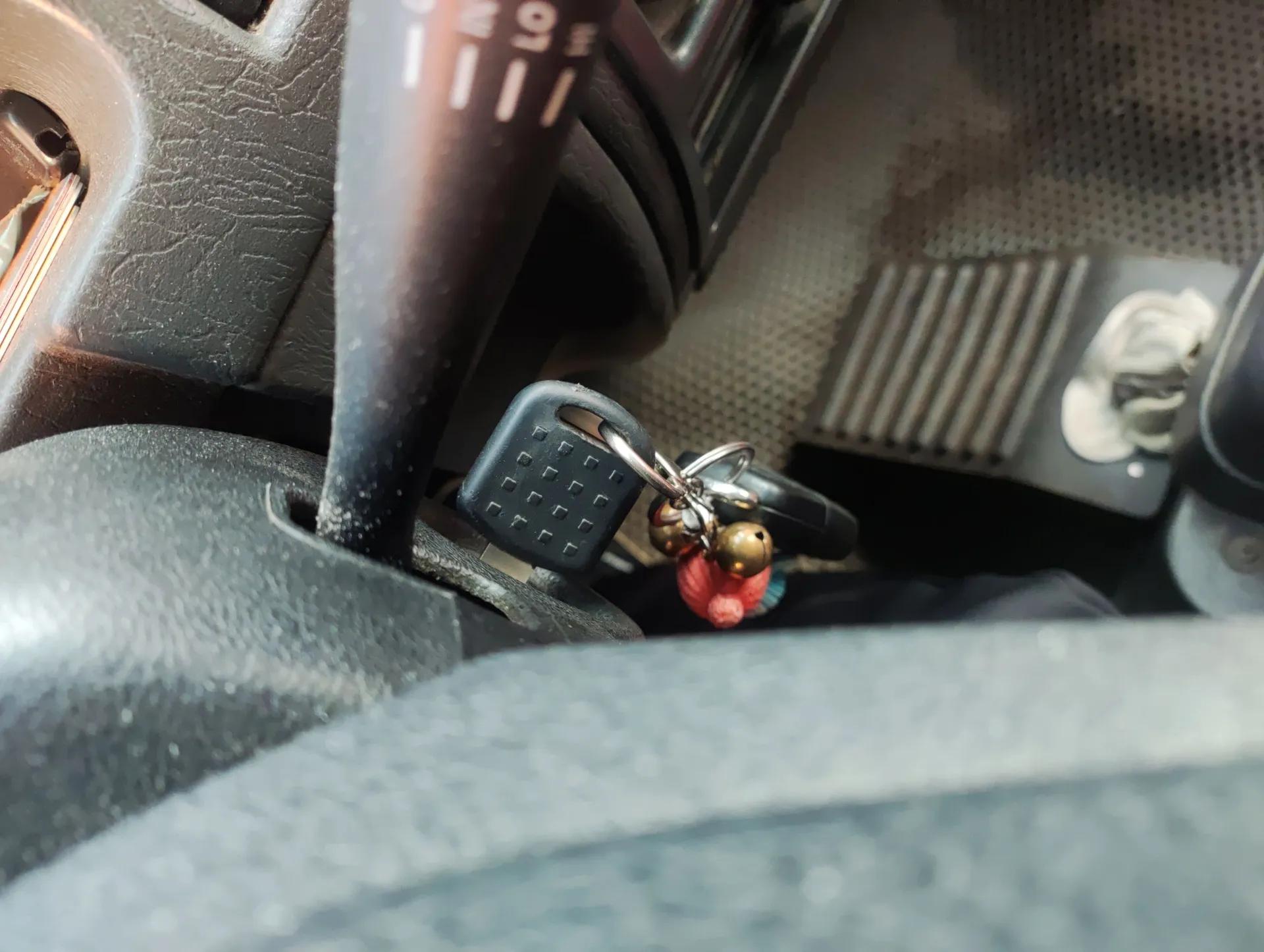 Dongfeng Xiaokang V07S 2011 1.0L Base Version AF10-06 — миниатюра 9